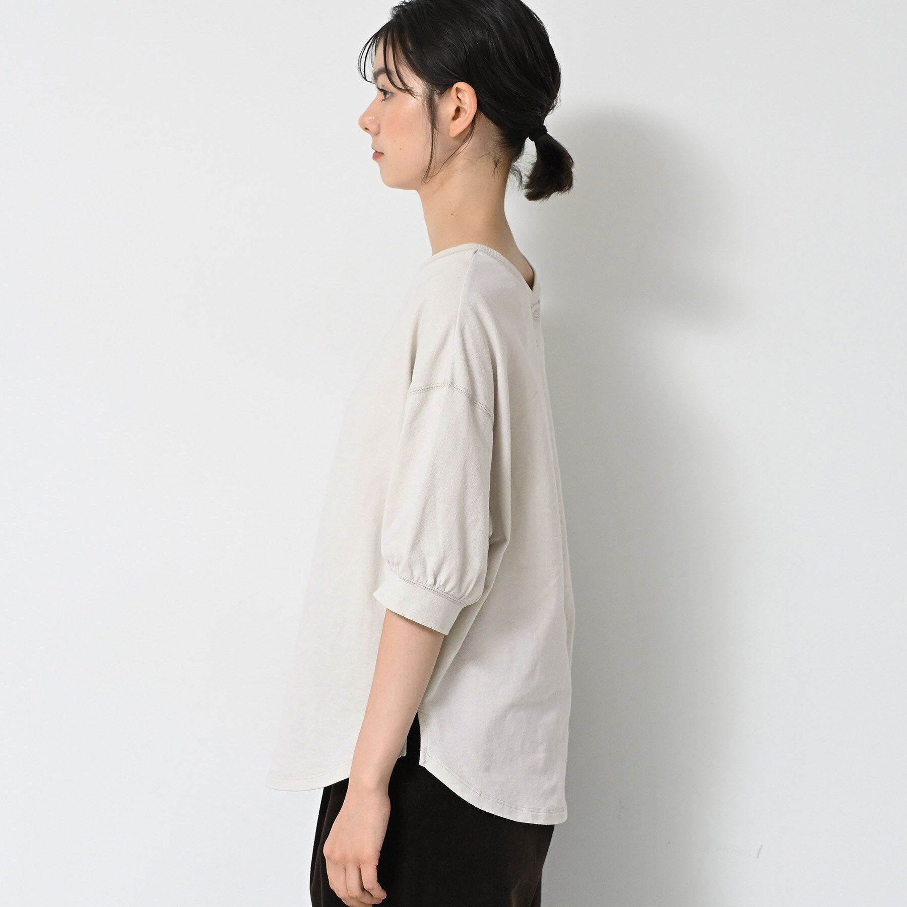 Dessin「【360度可愛い/前後2WAY/洗える】ライトコットンヘンリーカットソー」|Tシャツ・カットソー|