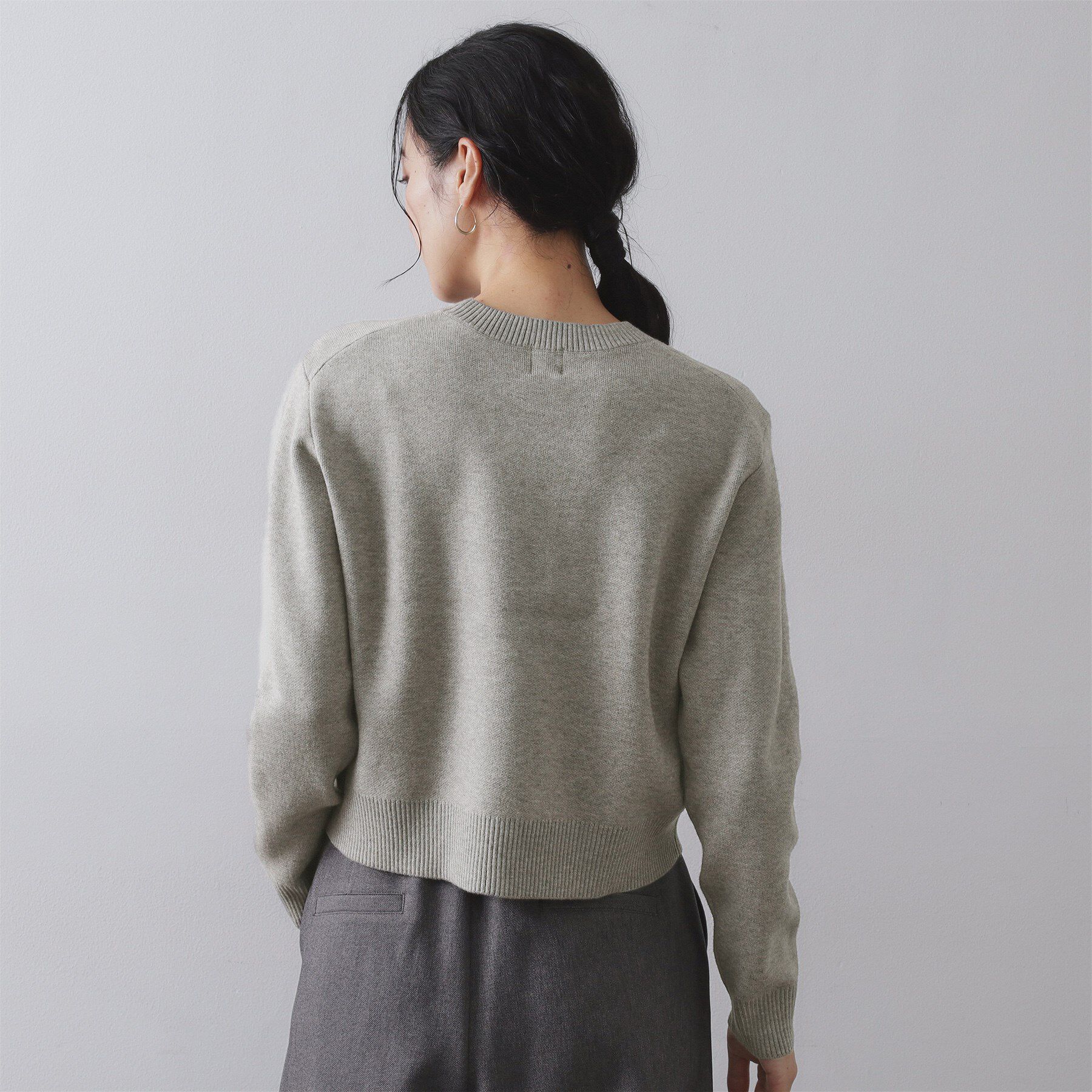 OPAQUE.CLIP「チェーン刺繍ロゴニット【洗濯機OK】」|ニット・セーター|