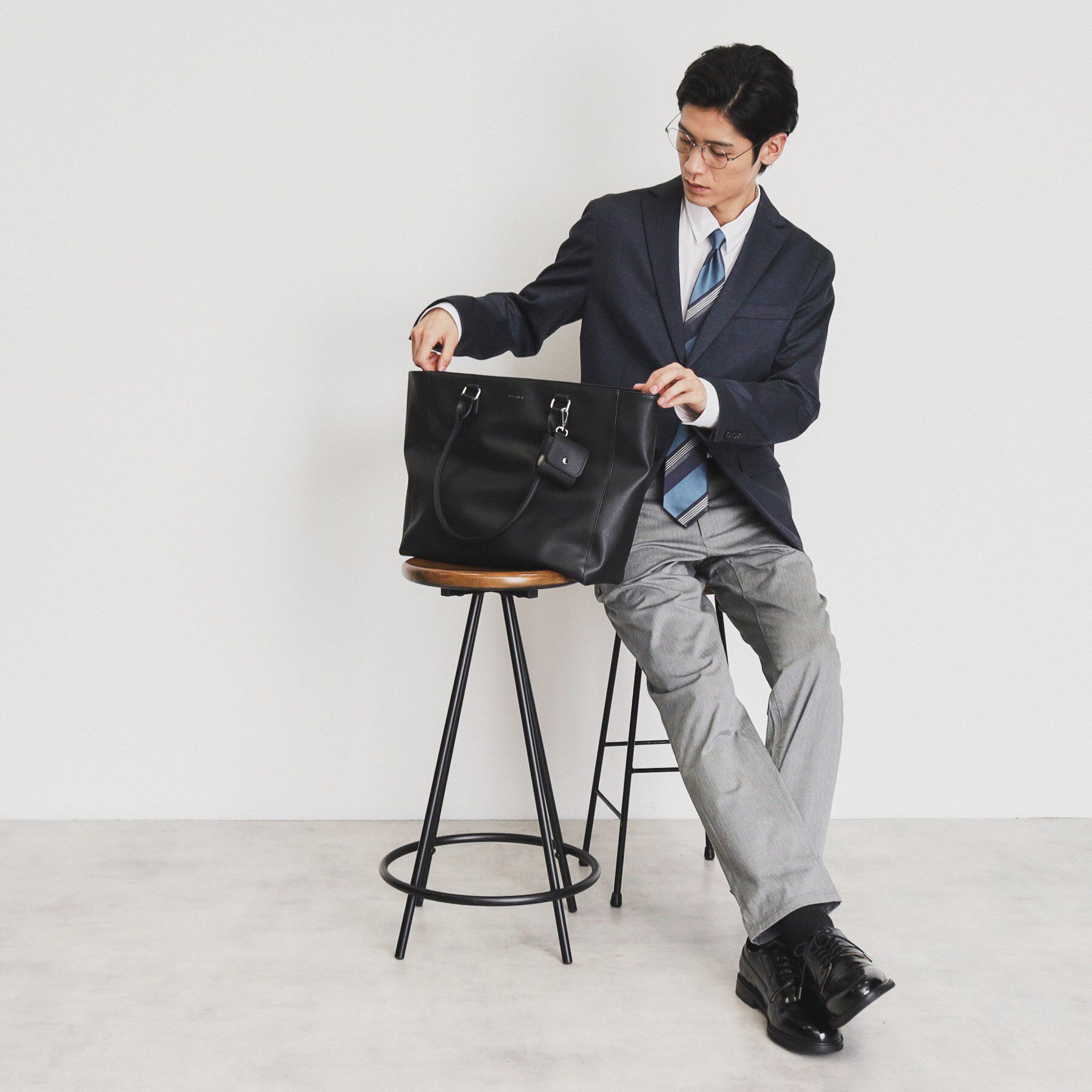 THE SHOP TK「【ご好評につき再入荷！！】合皮トートバッグ イヤホンケース付き/A4収納可/PCスリーブ付き/ビジネ」|トートバッグ|