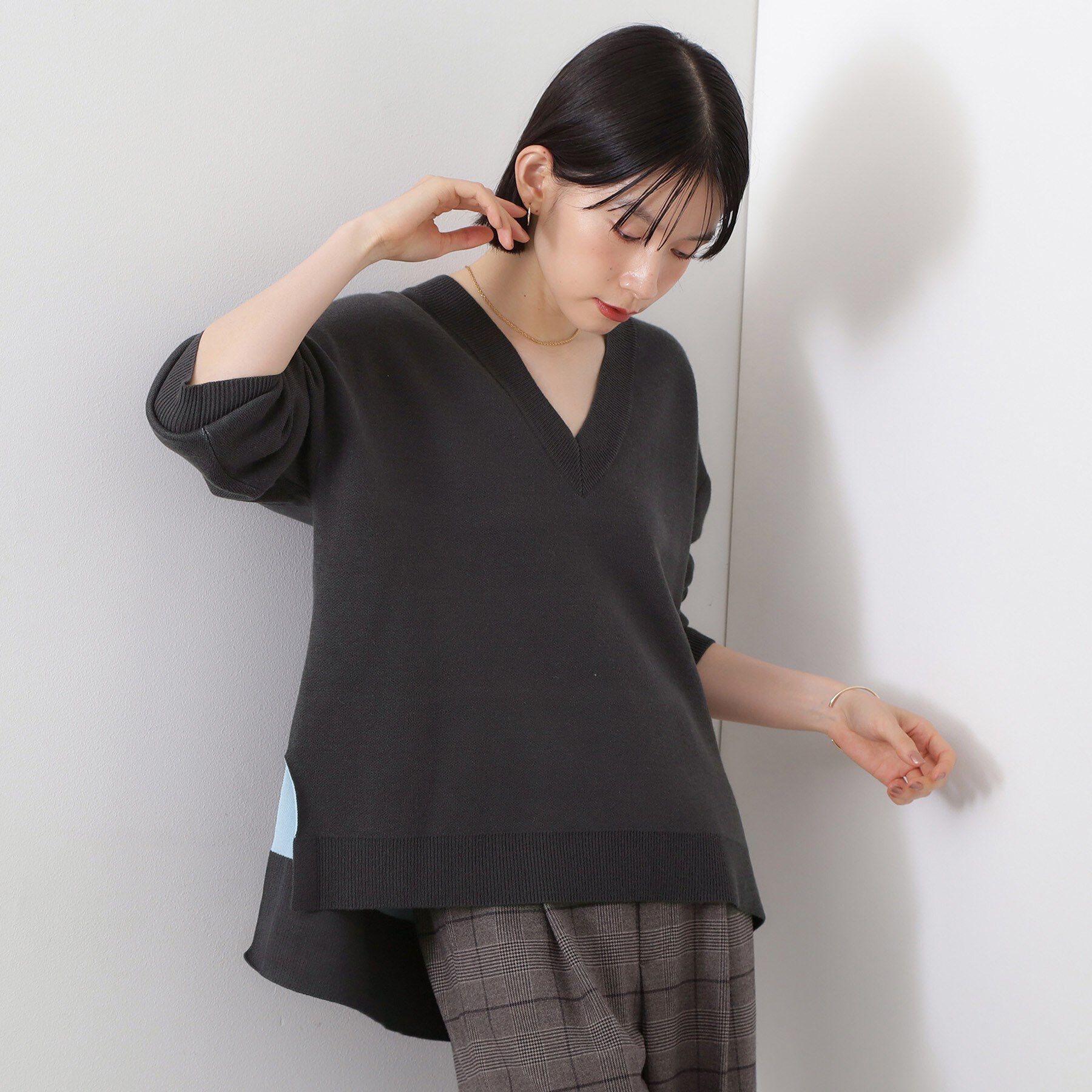 THE SHOP TK「【体型カバー】ゆったり サイドスリットニット」|ニット・セーター|