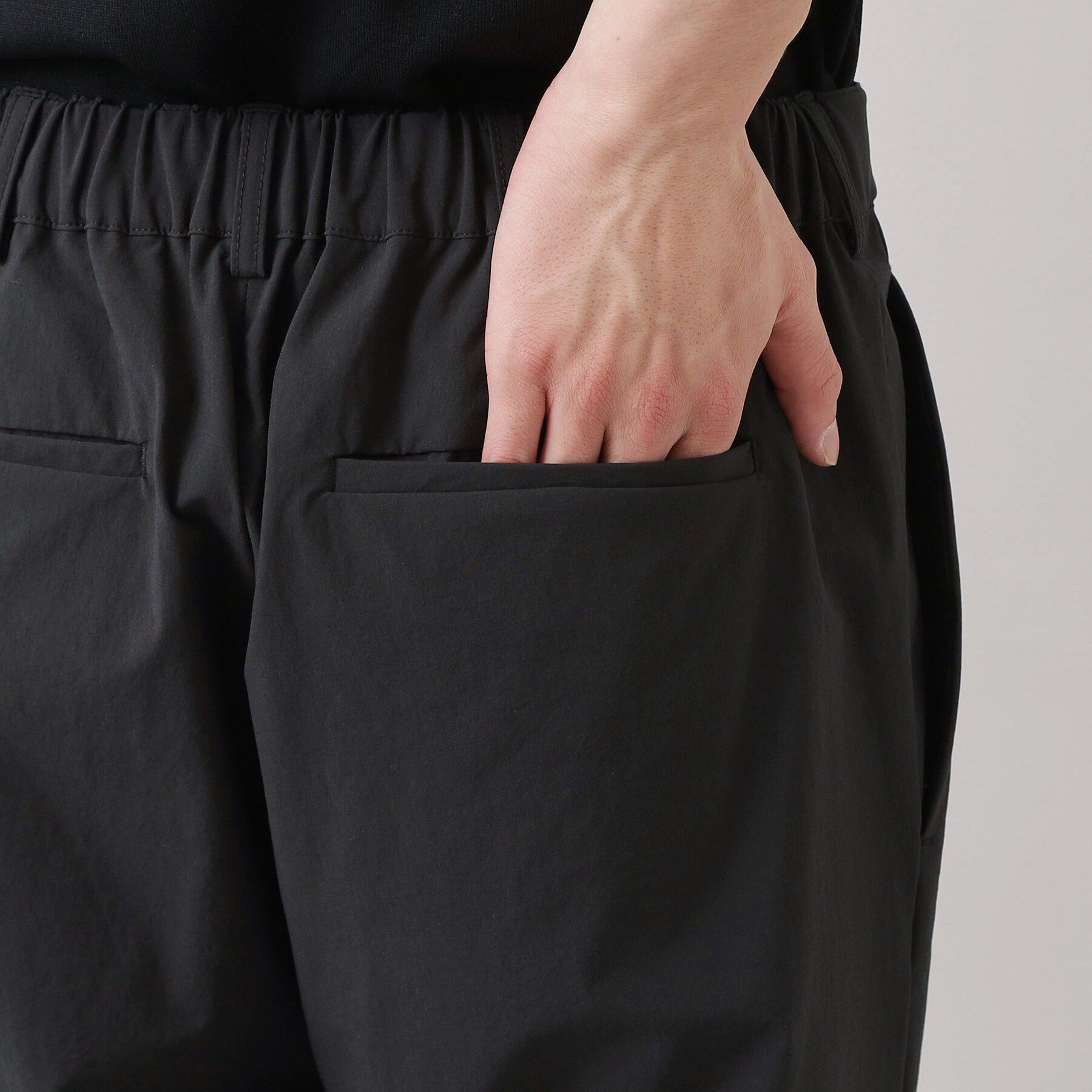 THE SHOP TK「《KURO》コーデュラナイロン  テーパードパンツ セットアップ可／防シワ／撥水／ストレッチ」|その他|