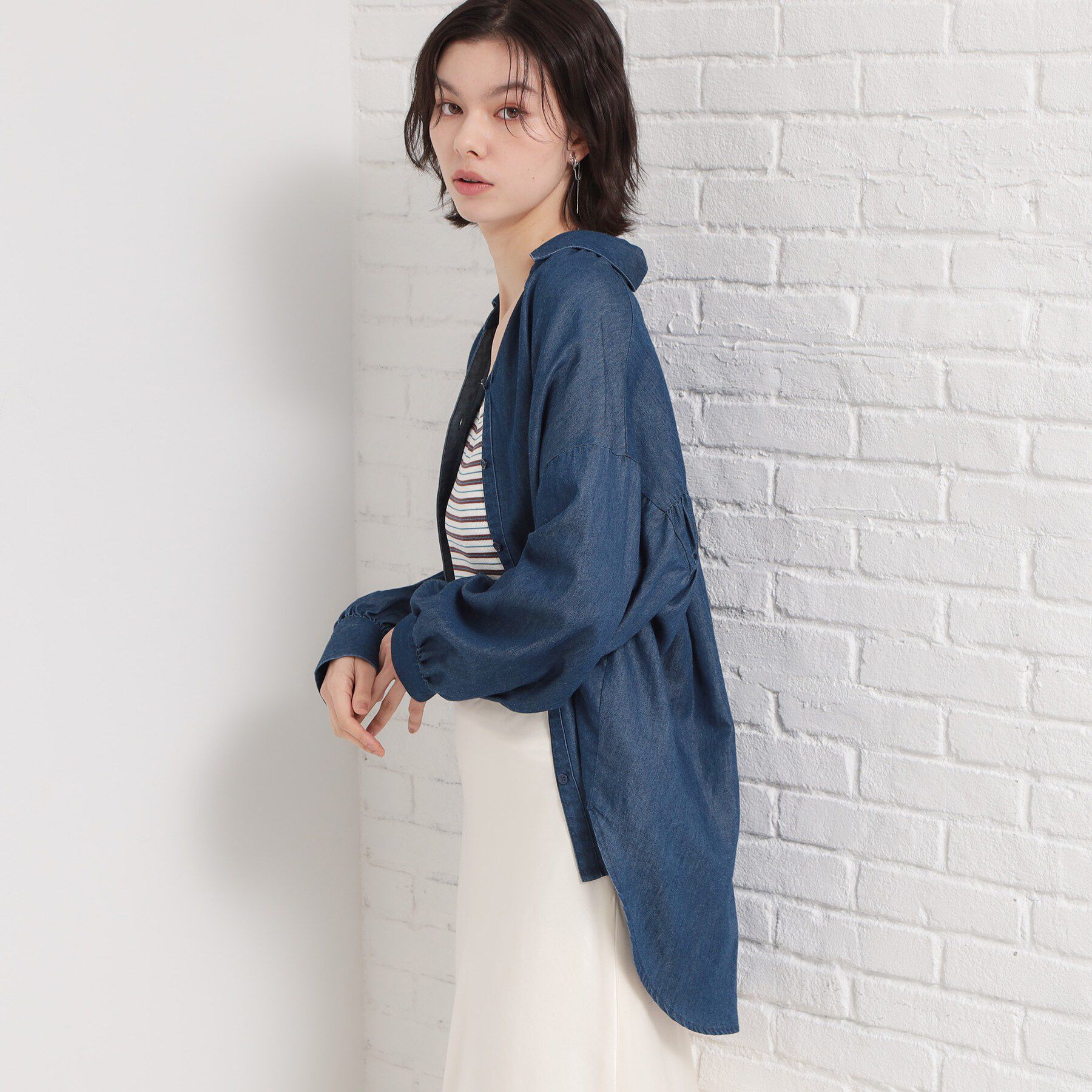 THE SHOP TK「【後ろ姿もサマになる】バックシャーリングシャツ」|シャツ・ブラウス|