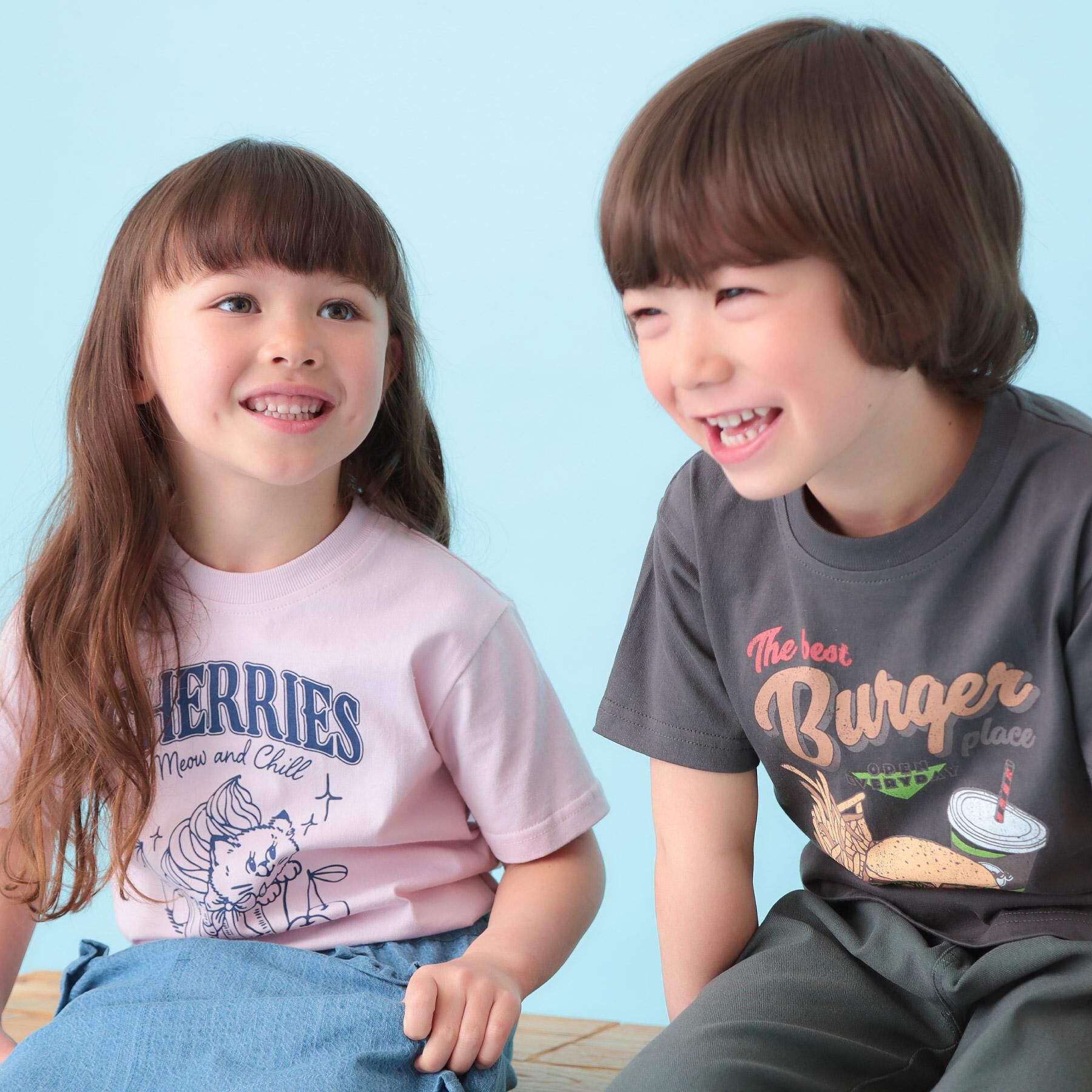 THE SHOP TK「天竺アソート アメカジプリント 半袖Tシャツ ロゴ・キャット・ハンバーガー」|Tシャツ・カットソー|