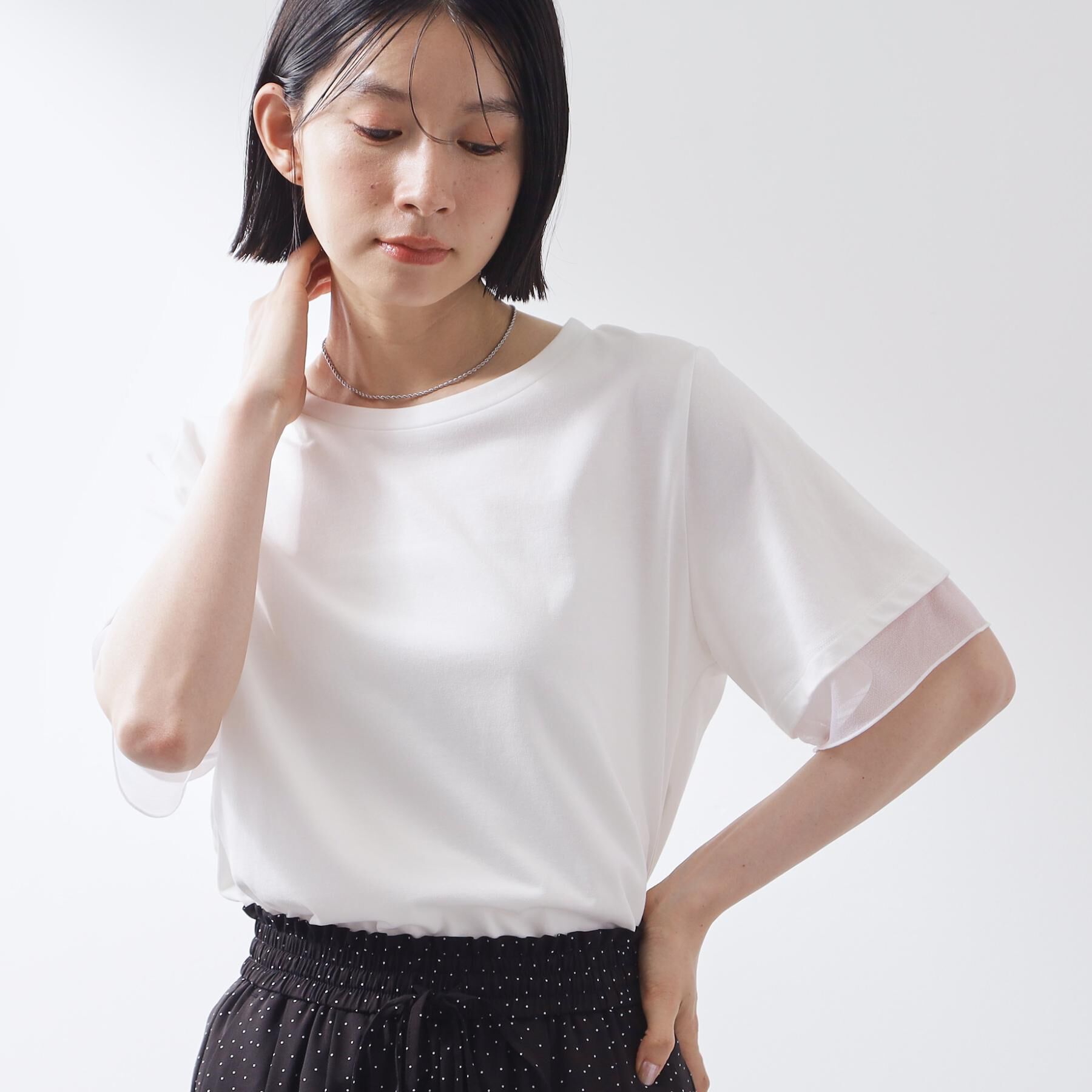 THE SHOP TK「【M-XL/ひんやり】上品な透け感 袖口シアーTシャツ」|Tシャツ・カットソー|オフホワイト(003