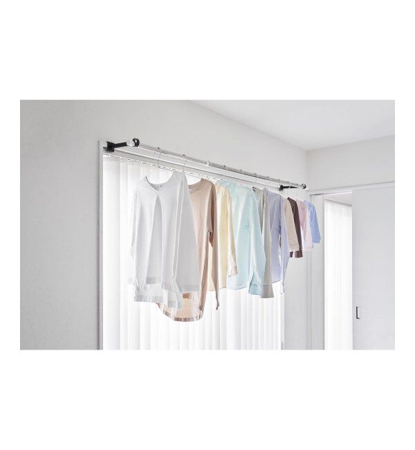 journal standard Furniture「《WEB限定》【tower/タワー】鴨居室内物干しポールホルダー　奥行ワイド」|トイレタリー・ランドリーグッズ|