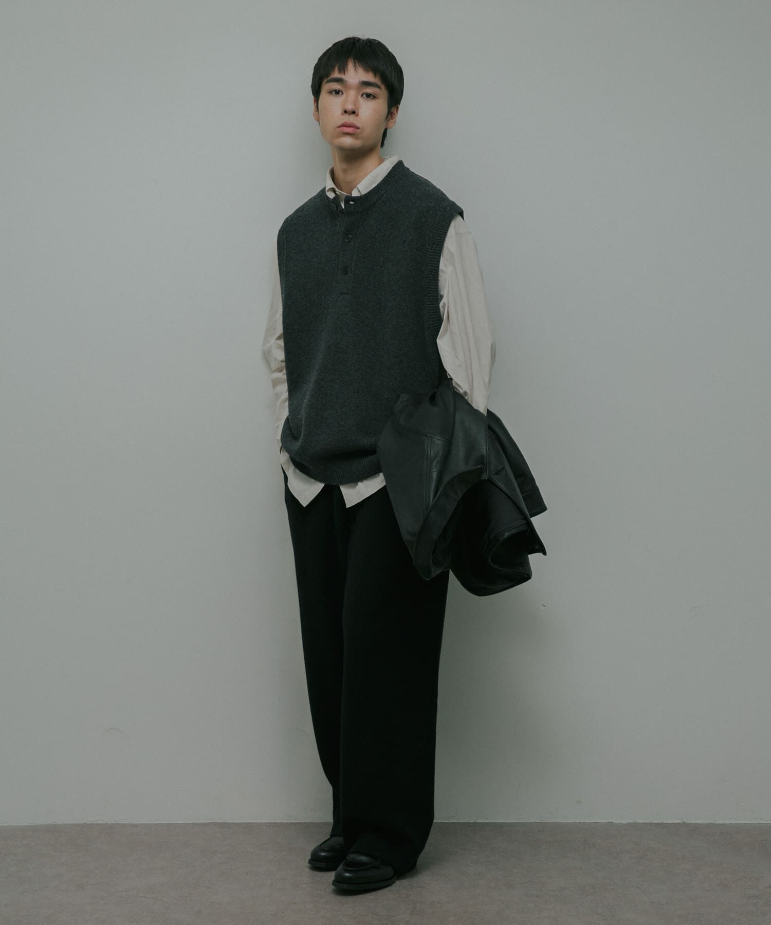 URBAN RESEARCH DOORS「Lamb Wool Knit Vest」|ベスト・ジレ|