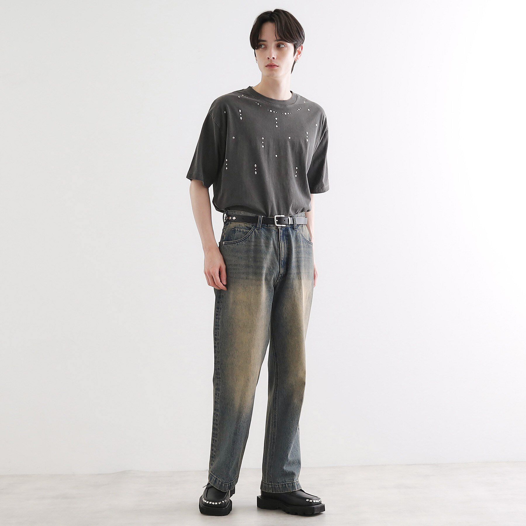 tk.TAKEO KIKUCHI「ヴィンテージライクスタッズTシャツ」|Tシャツ・カットソー|