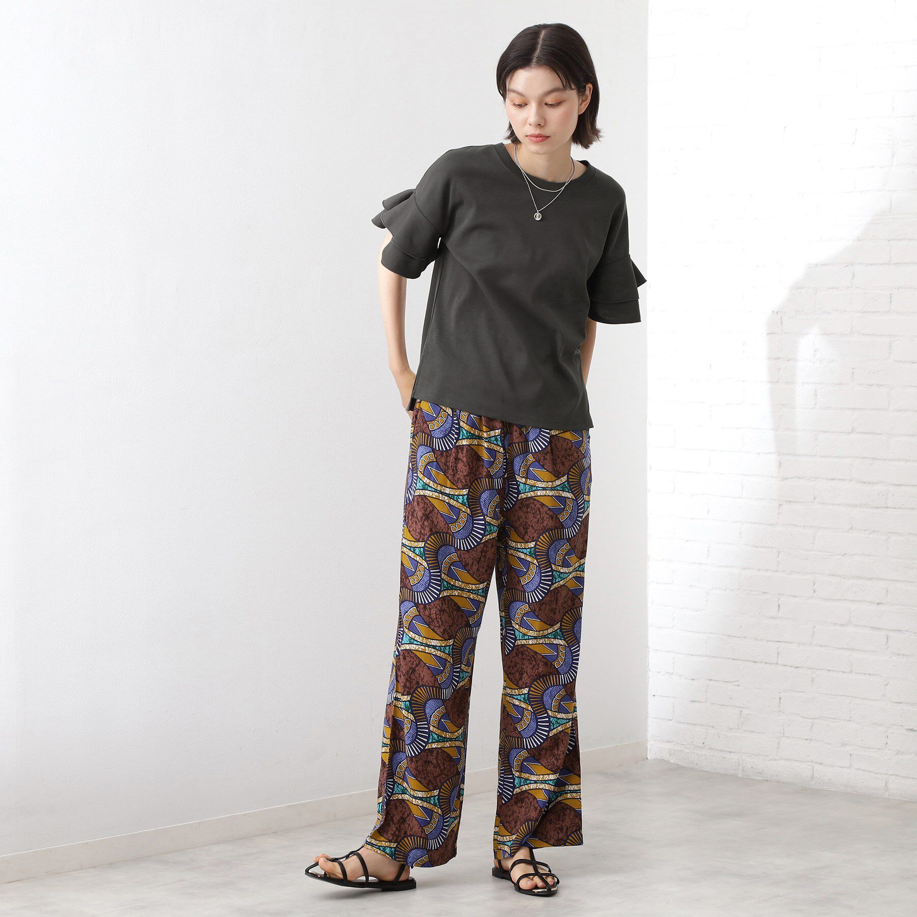 THE SHOP TK「【汗染み防止】袖フリルTシャツ【UVカット/洗濯機OK】」|Tシャツ・カットソー|
