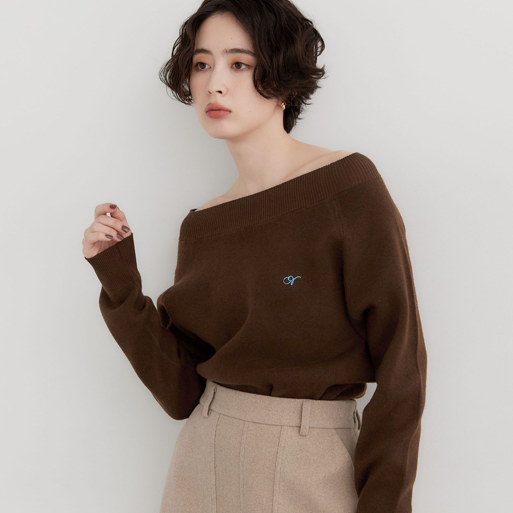 THE SHOP TK「オフショルワンポイント刺繍ニット」|ニット・セーター|