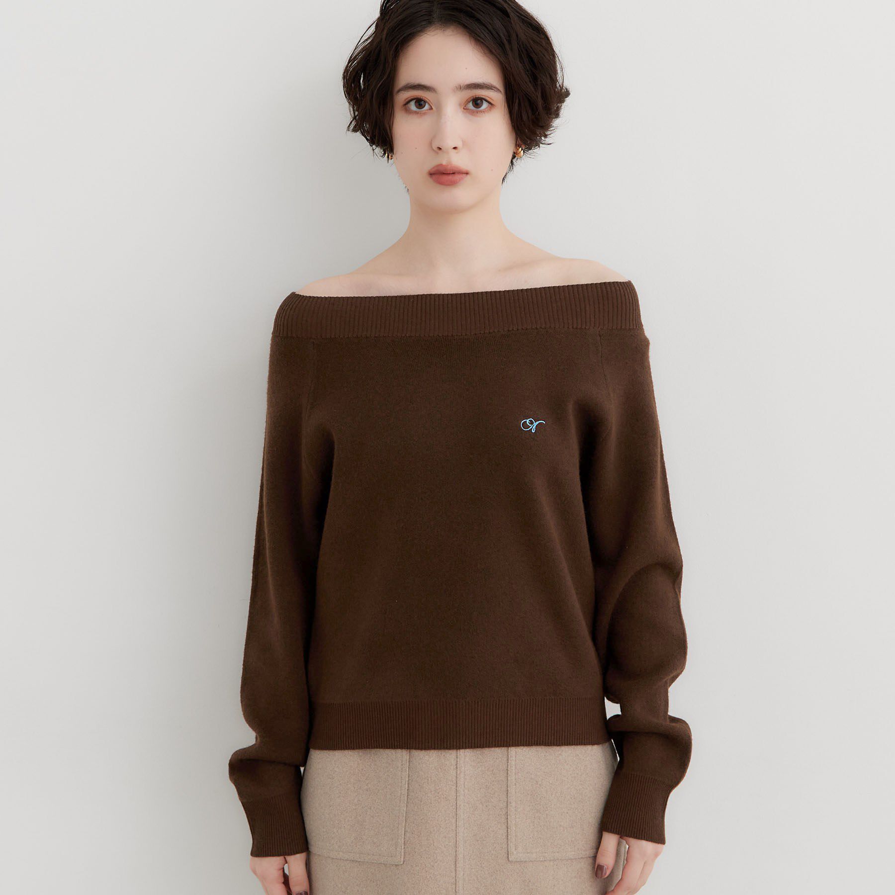 THE SHOP TK「オフショルワンポイント刺繍ニット」|ニット・セーター|
