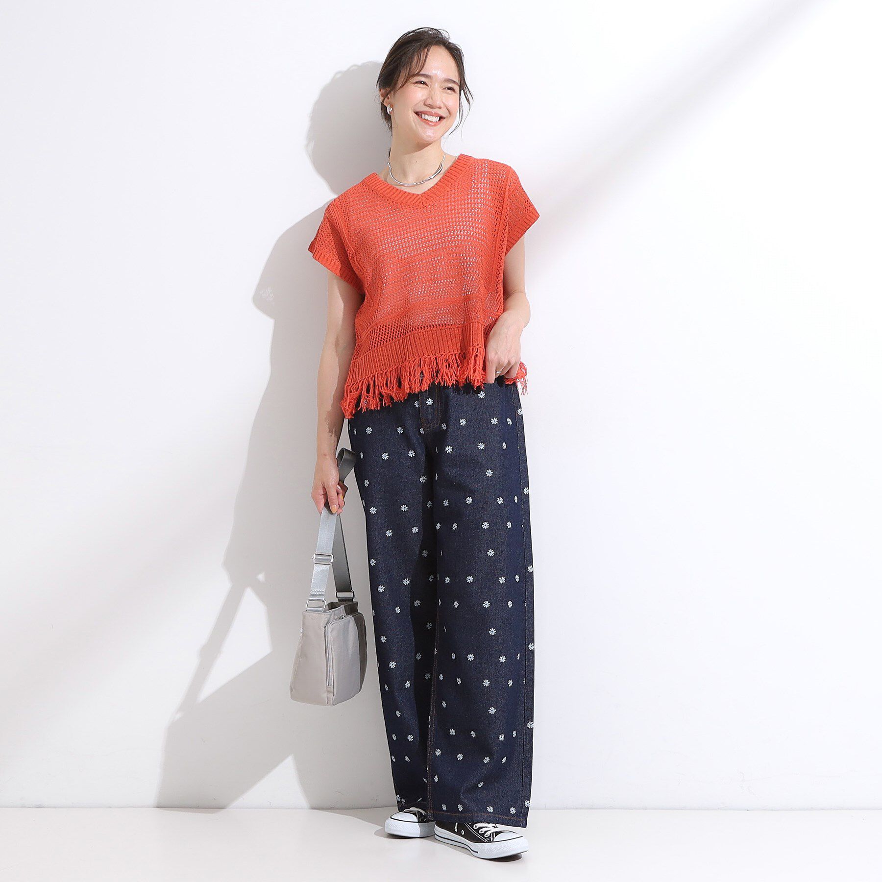 SHOO･LA･RUE「【S-LL】周りと差がつく デイジー柄デニムワイドパンツ」|デニム|