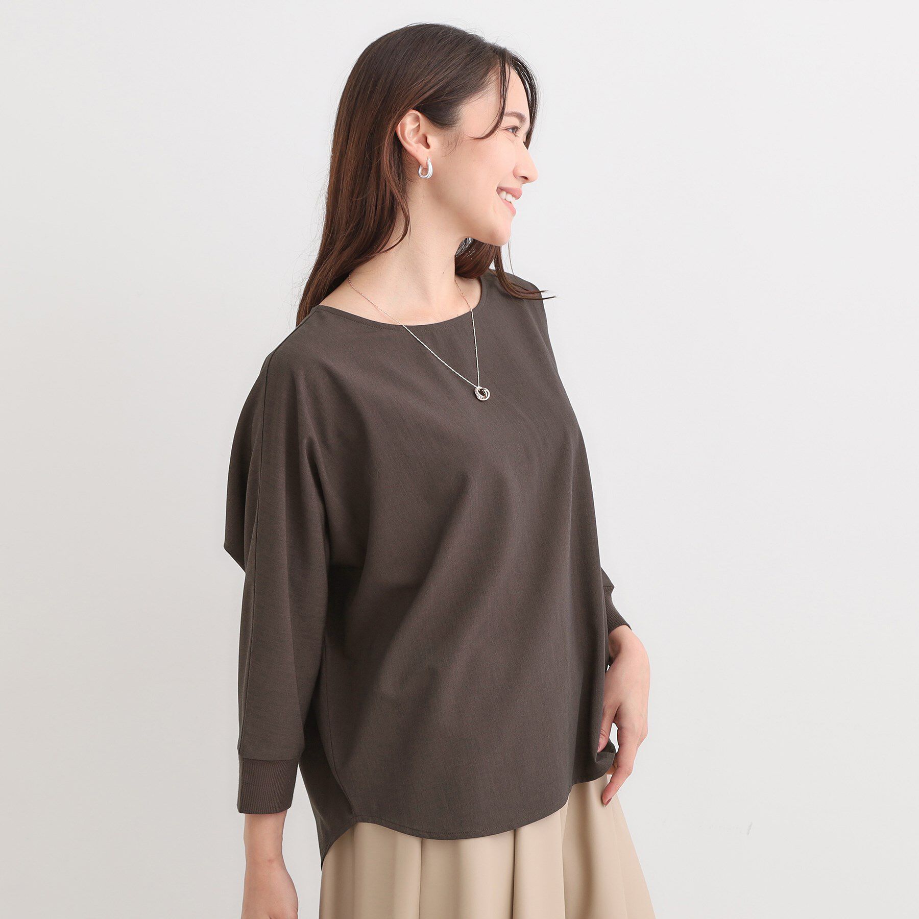 SHOO･LA･RUE「【高レビュー/洗濯後しわになりにくい】1枚でサマ見え 8分袖ドルマンブラウス」|シャツ・ブラウス|