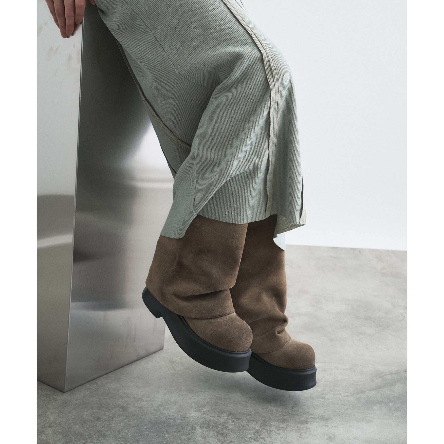 CODE A「ALM．｜BELUGA COVER BOOTS」|ショートブーツ|