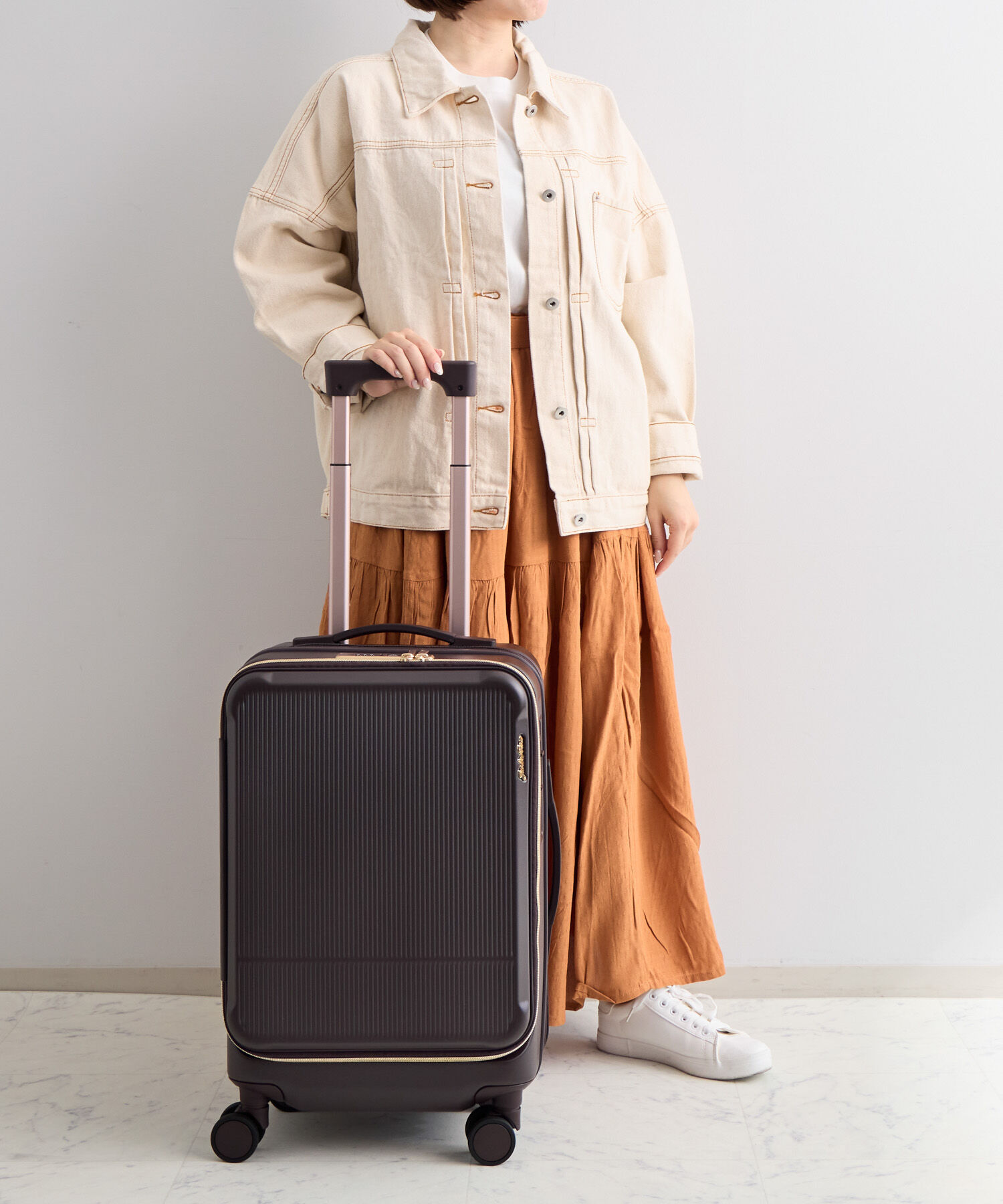 Jewelna Rose「Jewelna Rose スーツケース キャリーケース エルダートローリー カップホルダー付 機内持込 34/41L 05401」|キャリーケース|