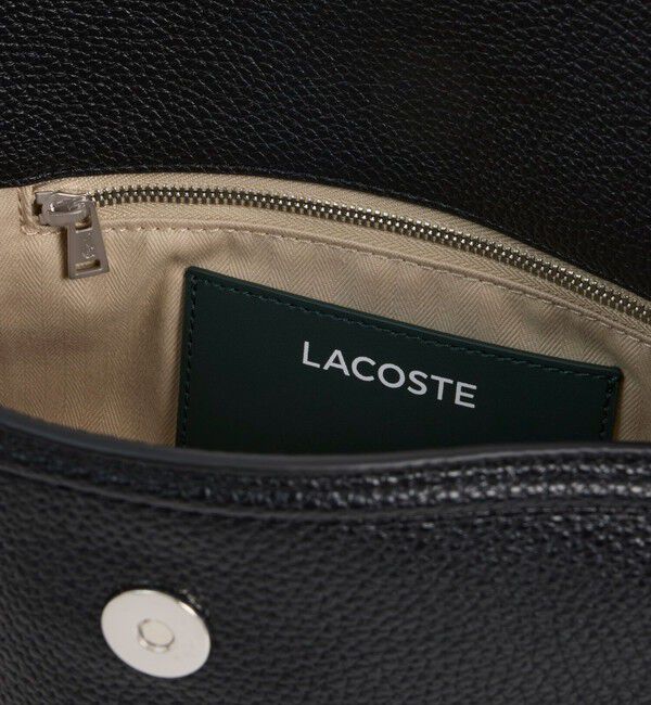 LACOSTE「エブリデイクラブ ワイドフラップショルダーバッグ」|ショルダー・メッセンジャー|