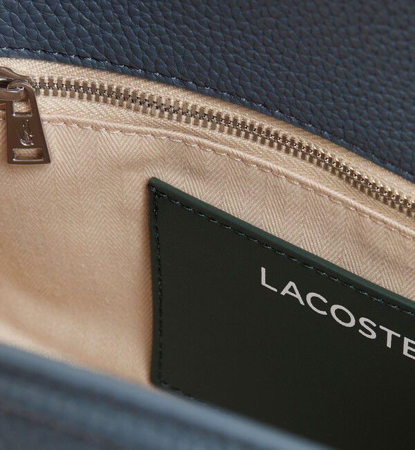 LACOSTE「エブリデイクラブ ワイドフラップショルダーバッグ」|ショルダー・メッセンジャー|