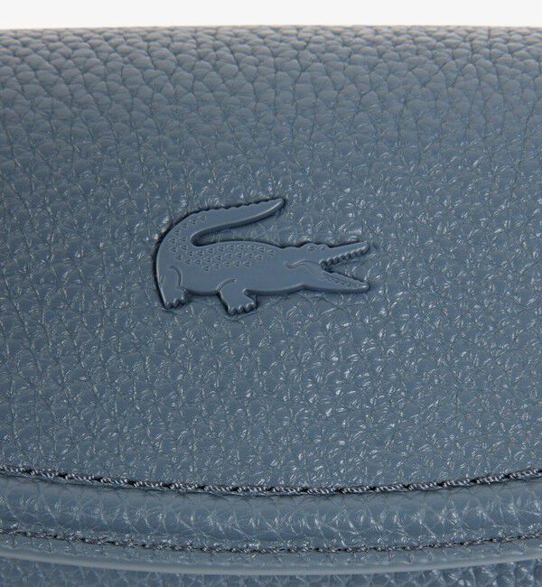LACOSTE「エブリデイクラブ ワイドフラップショルダーバッグ」|ショルダー・メッセンジャー|