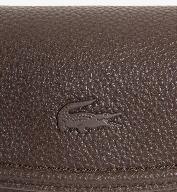 LACOSTE「エブリデイクラブ カーブフラップショルダーバッグ」|ショルダー・メッセンジャー|