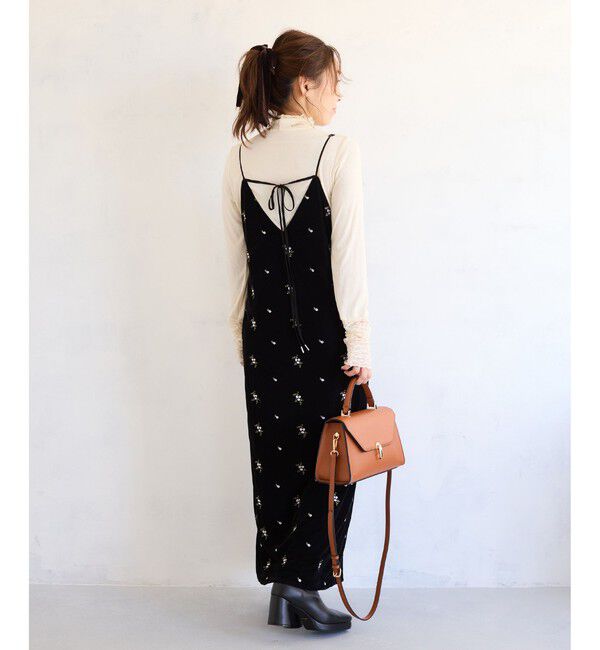 VIS「刺繍アソートベロアキャミワンピース/2WAY」|ワンピース|