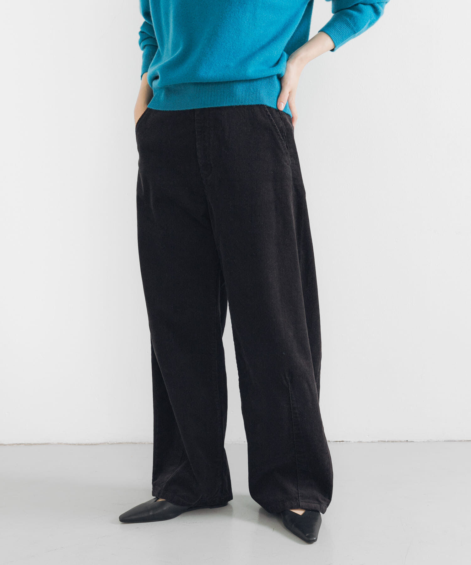 URBAN RESEARCH「コーデュロイカーブパンツ」|その他|チャコールグレー
