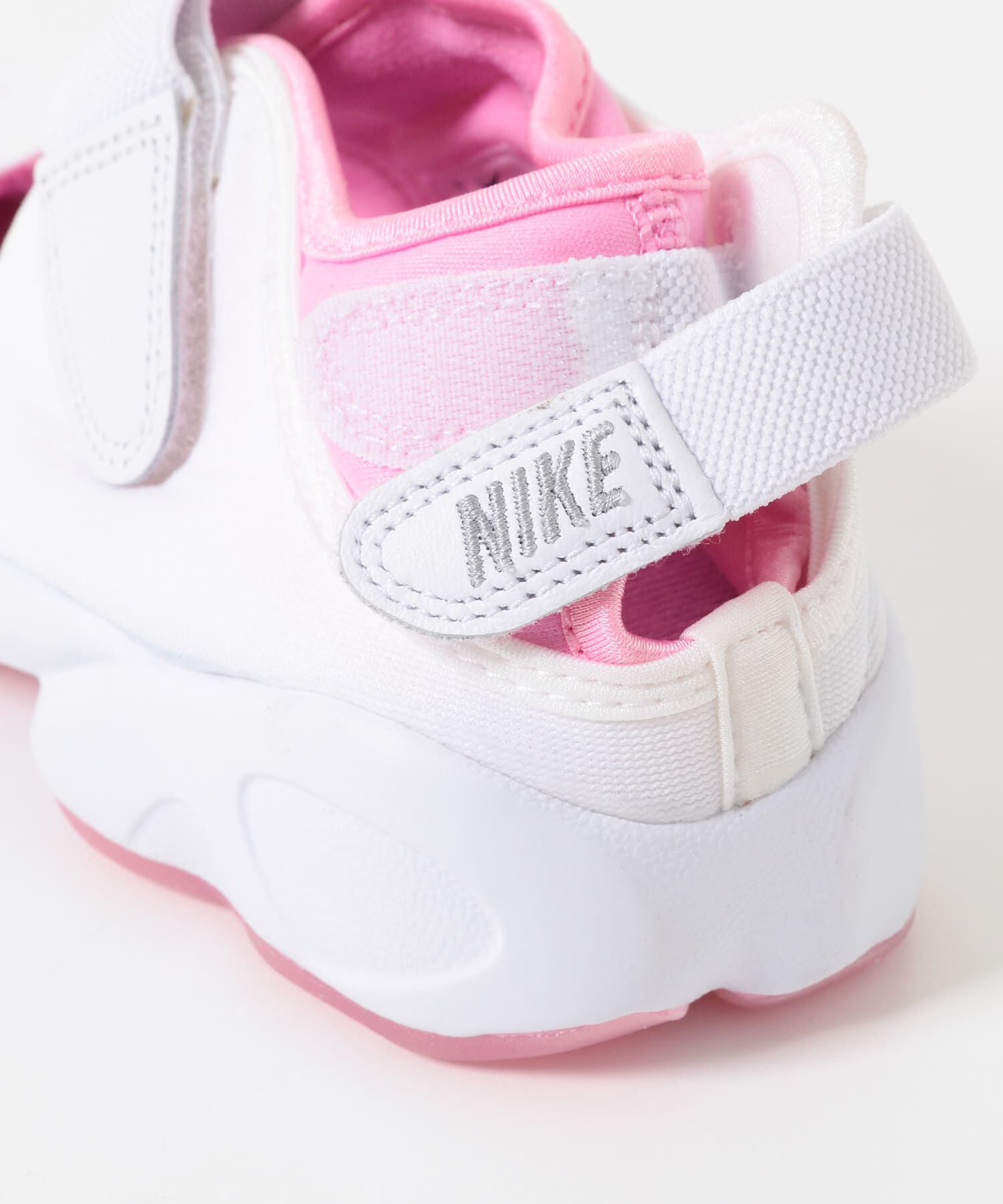 URBAN RESEARCH DOORS「NIKE　ウィメンズ エアリフトNEO」|スニーカー|
