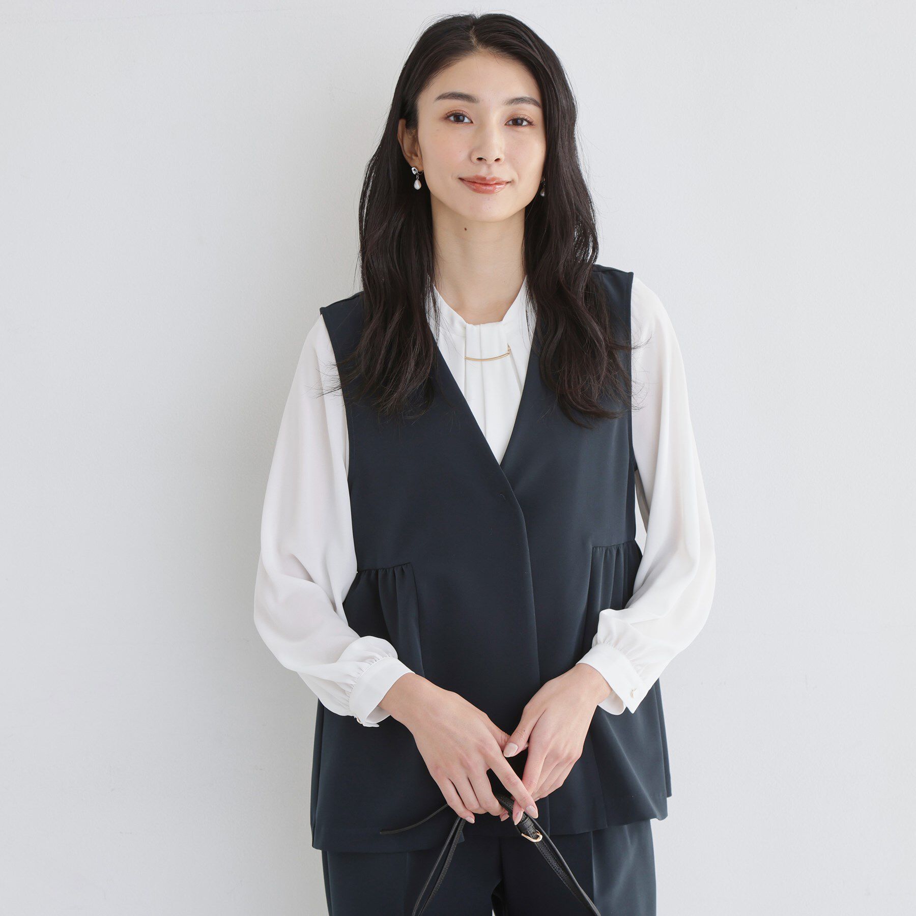 THE SHOP TK「【通勤・きちんと見えに】ダブルクロス ペプラムジレ/セットアップ可」|ベスト・ジレ|