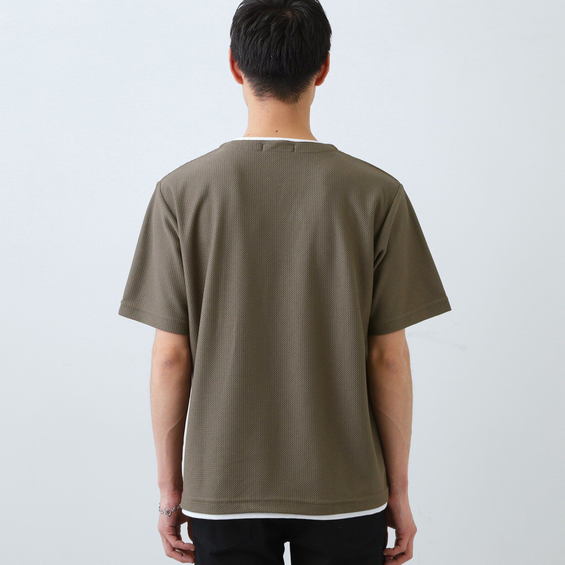 THE SHOP TK「【一枚でコーディネートが完成！】レイヤード風 キーネック 半袖Tシャツ 洗濯機OK」|Tシャツ・カットソー|