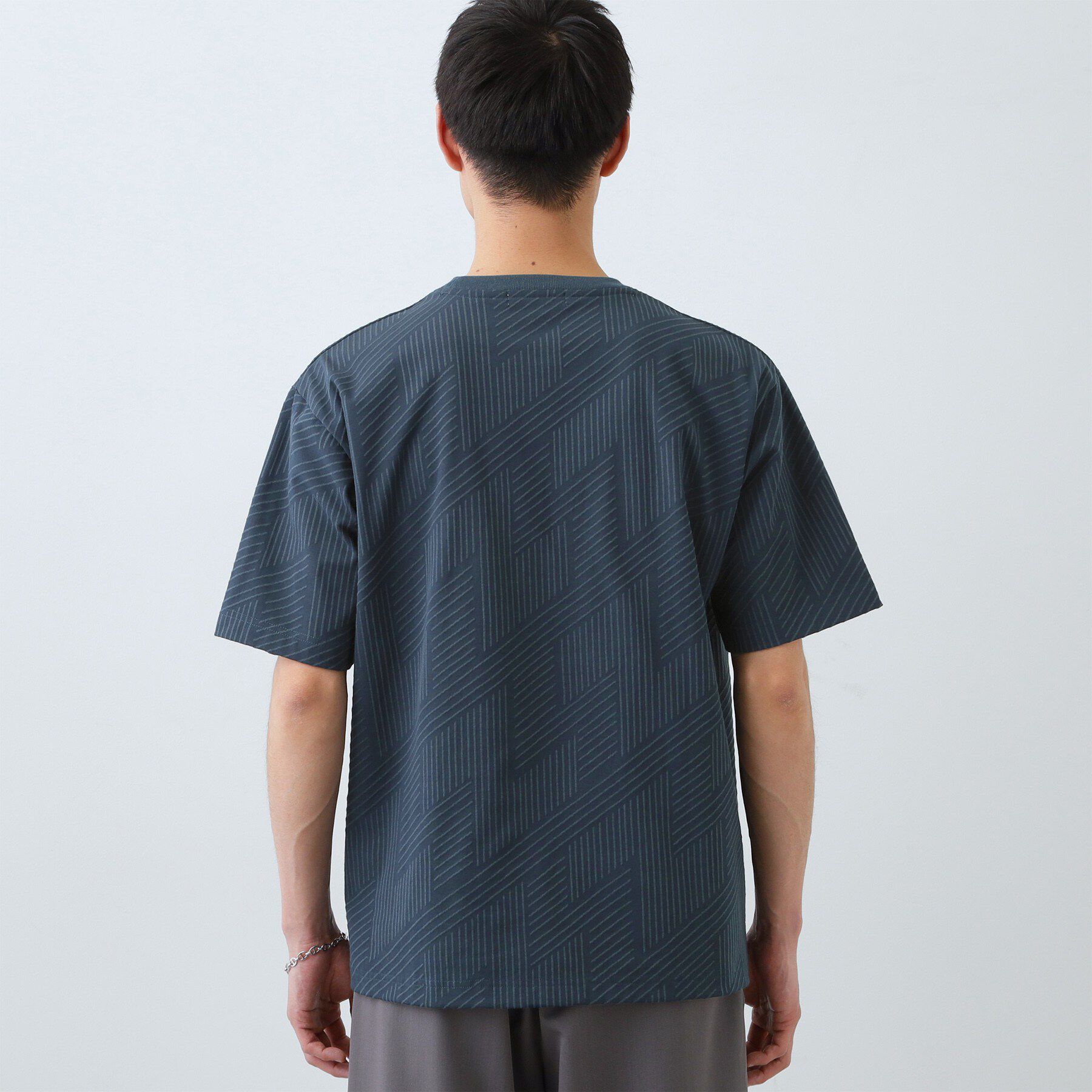 THE SHOP TK「【無地だと少し物足りないという方へ】ジオメトリック柄 半袖Tシャツ 洗濯機OK」|Tシャツ・カットソー|