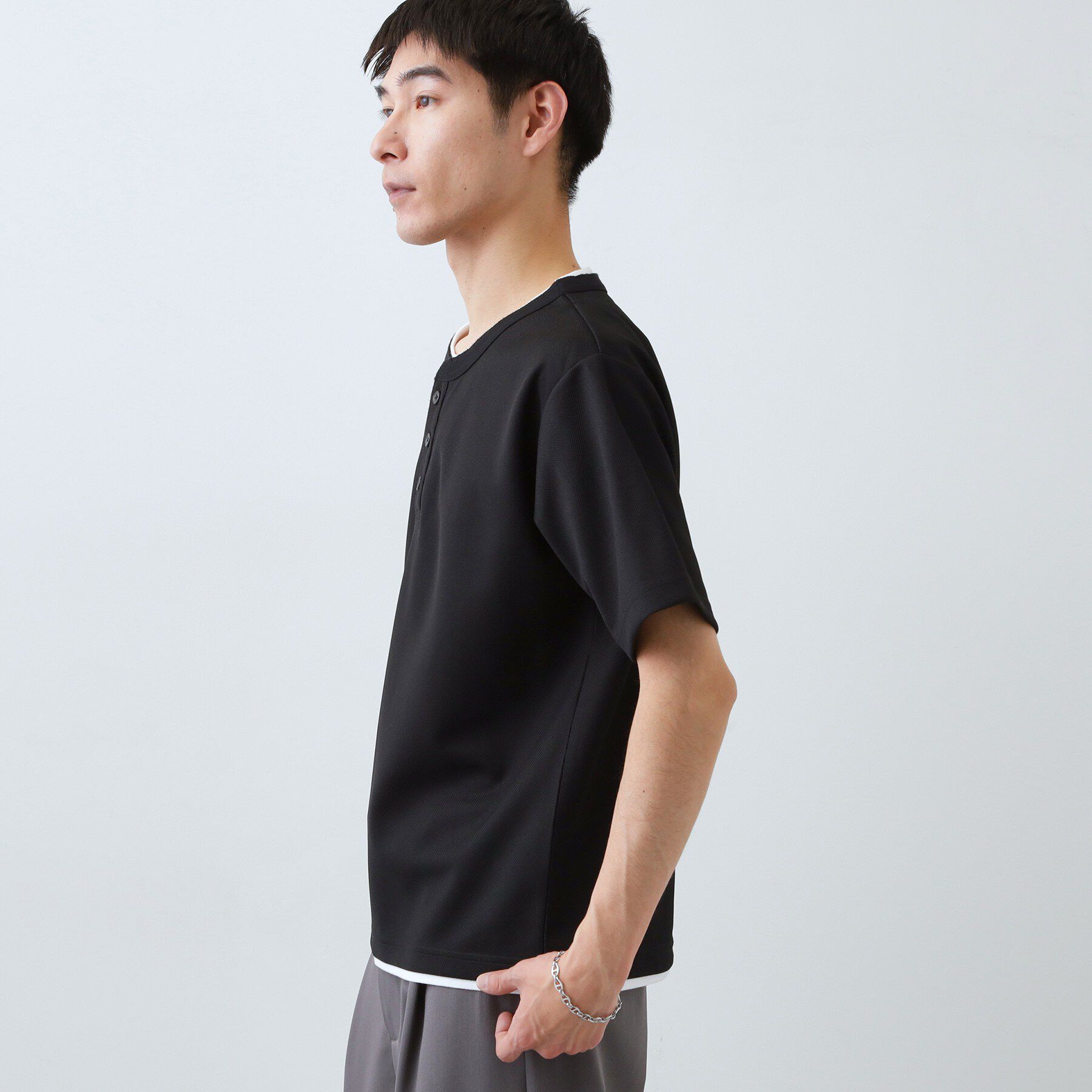 THE SHOP TK「【1枚でちゃんとして見える】ヘンリーネック レイヤード風 半袖Tシャツ 洗濯機OK」|Tシャツ・カットソー|