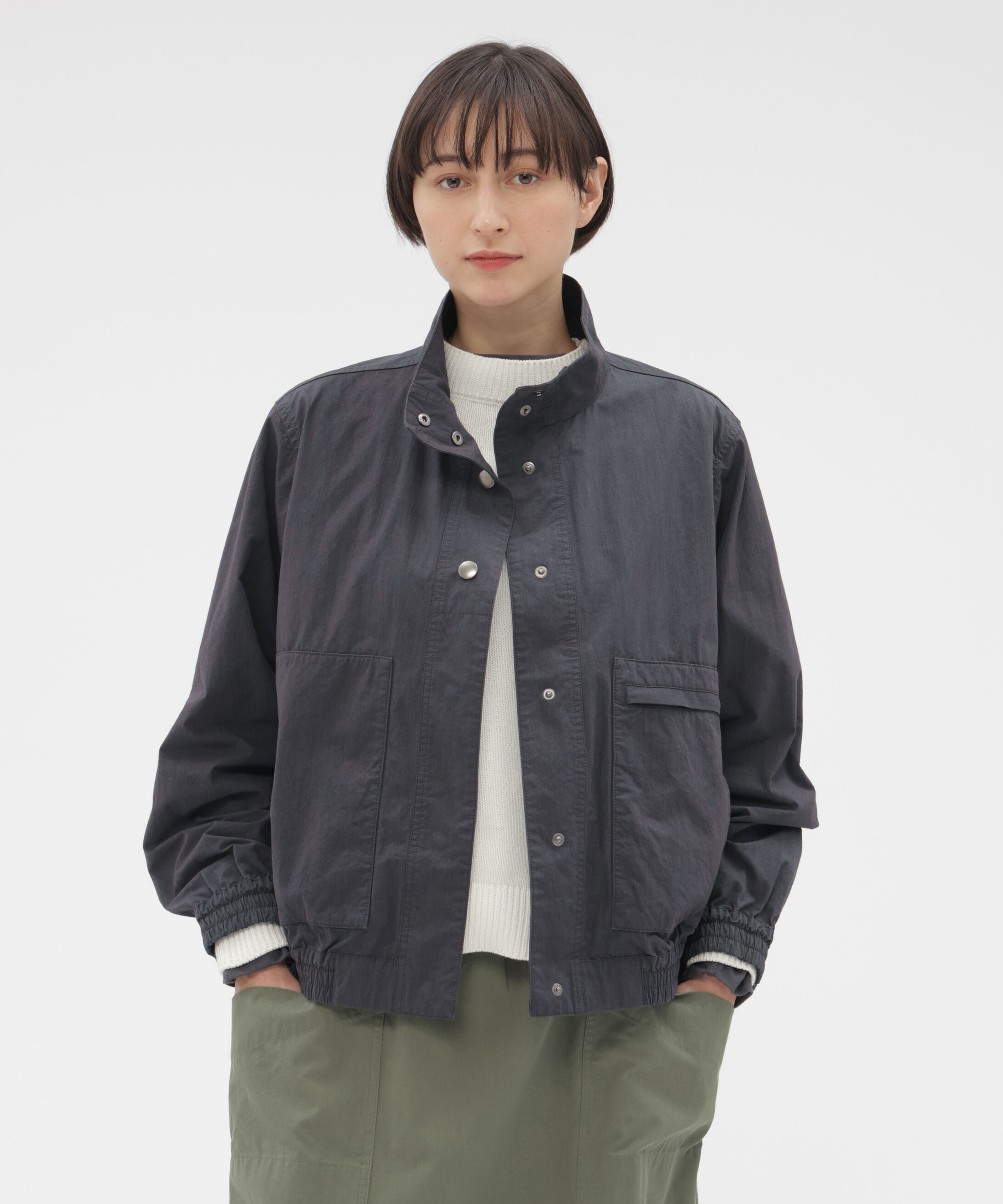 MHL.「COTTON NYLON PLAINWEAVE BLOUSON」|ブルゾン・スタジャン|MID GREY2