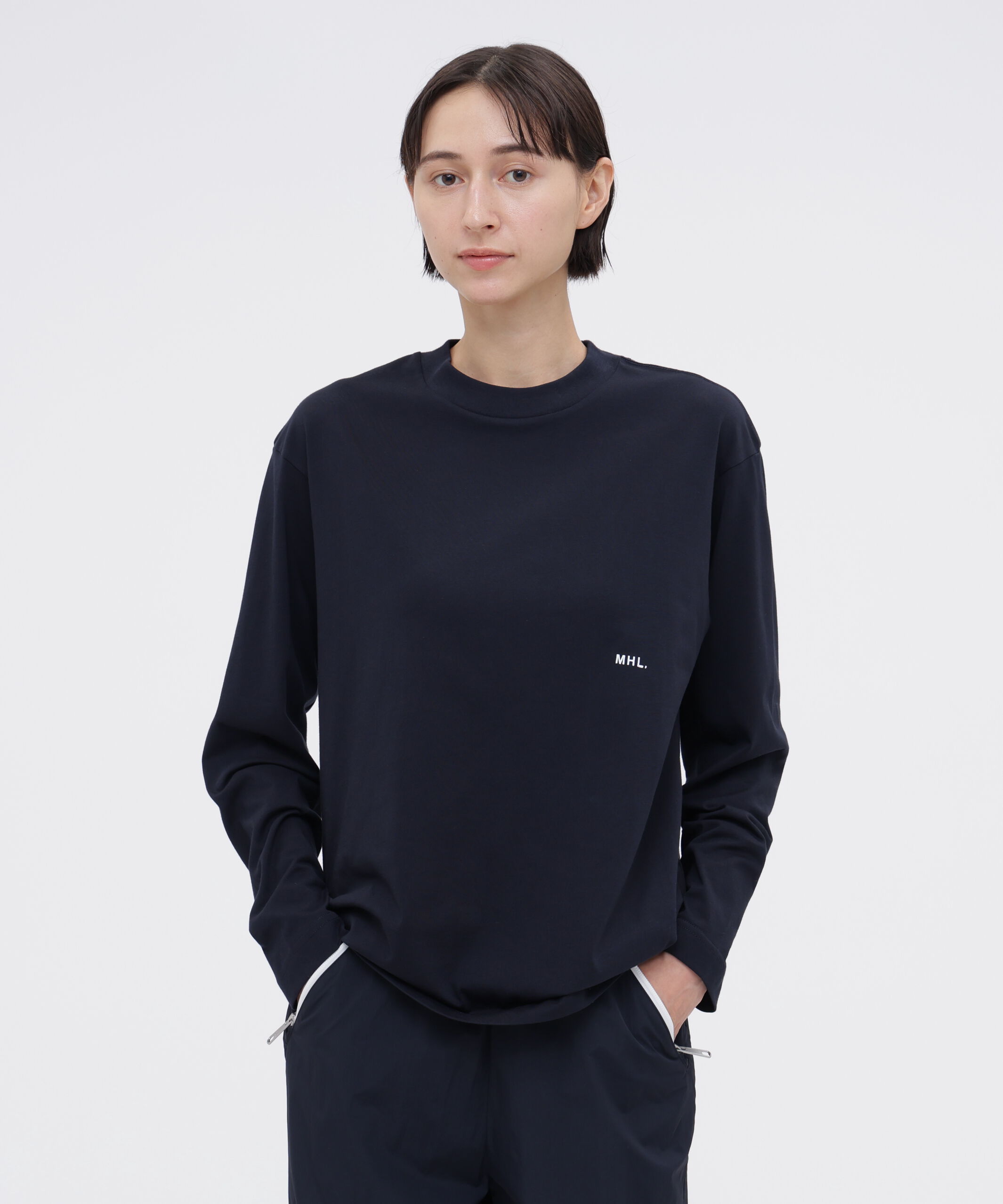 MHL.「MHL. UTILITY WEAR COTTON POLYESTER PLAIN JERSEY TOP」|Tシャツ・カットソー|DARK NAVY1