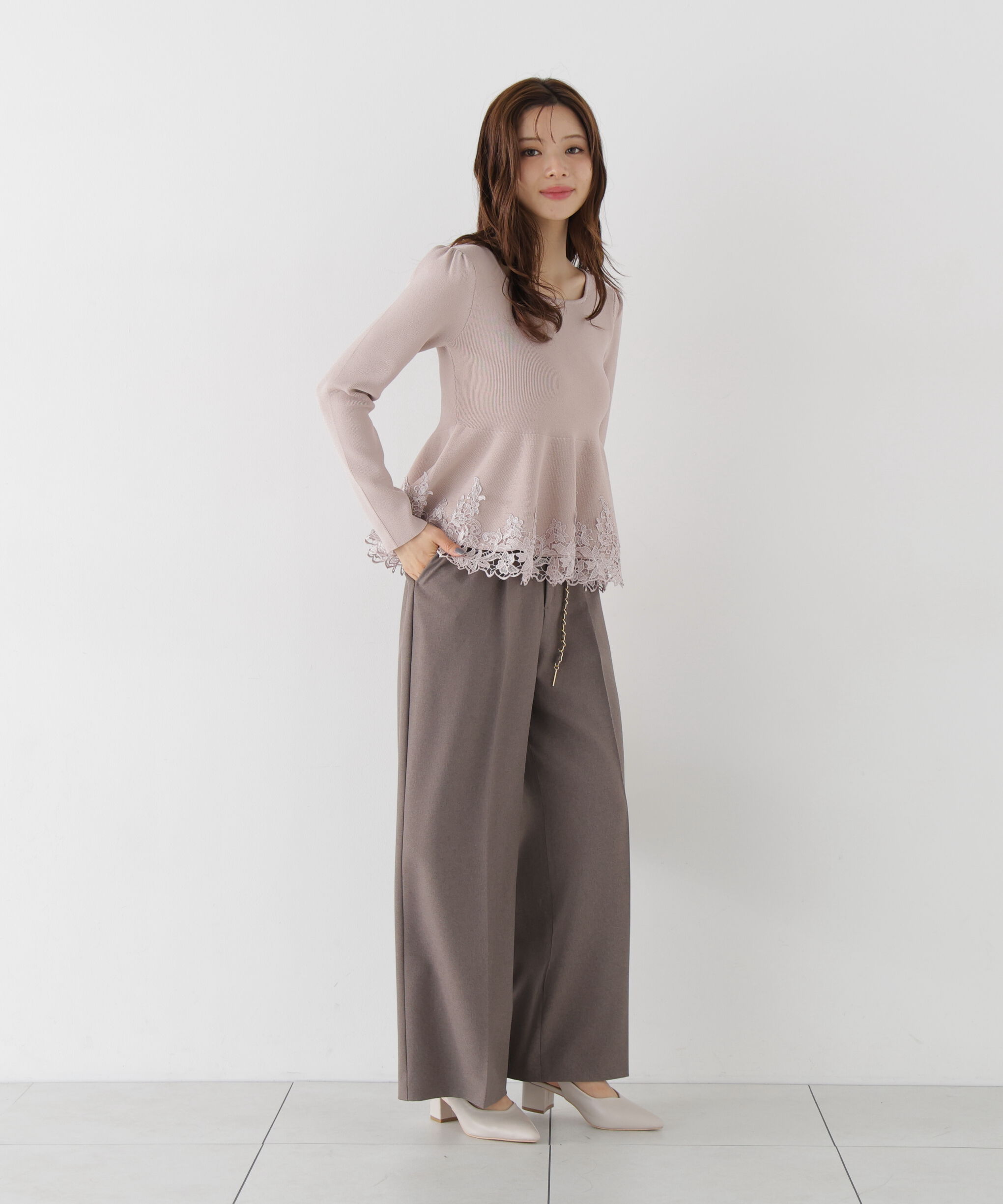PROPORTION BODY DRESSING「＜一部追加生産予約＞レーストリムペプラムニット」|ニット・セーター|