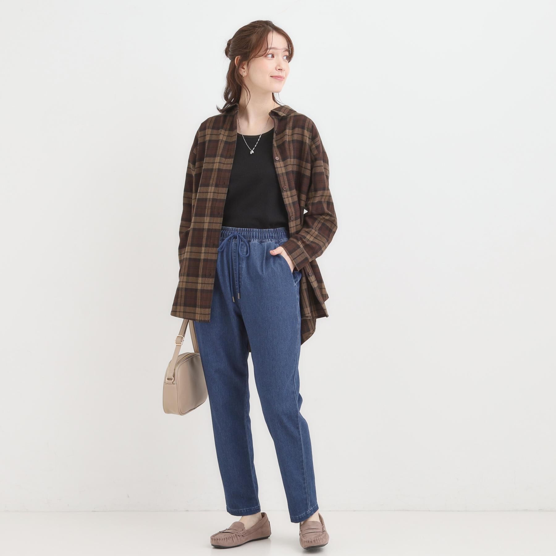 SHOO･LA･RUE「【高レビュー/SS-LL/美脚シルエット】自然に体型カバー イージーデニム テーパードパンツ」|デニム|