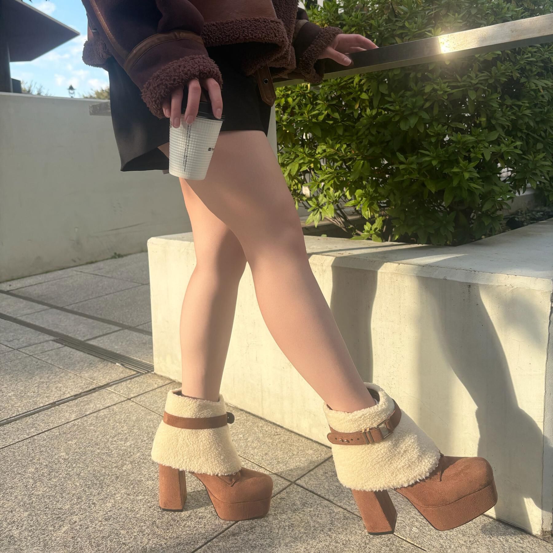 ESPERANZA「【ラク盛り／ショートブーツ】リピーター続出／脚長美脚 3WAYボアレースアップショートブーツ」|ショートブーツ|