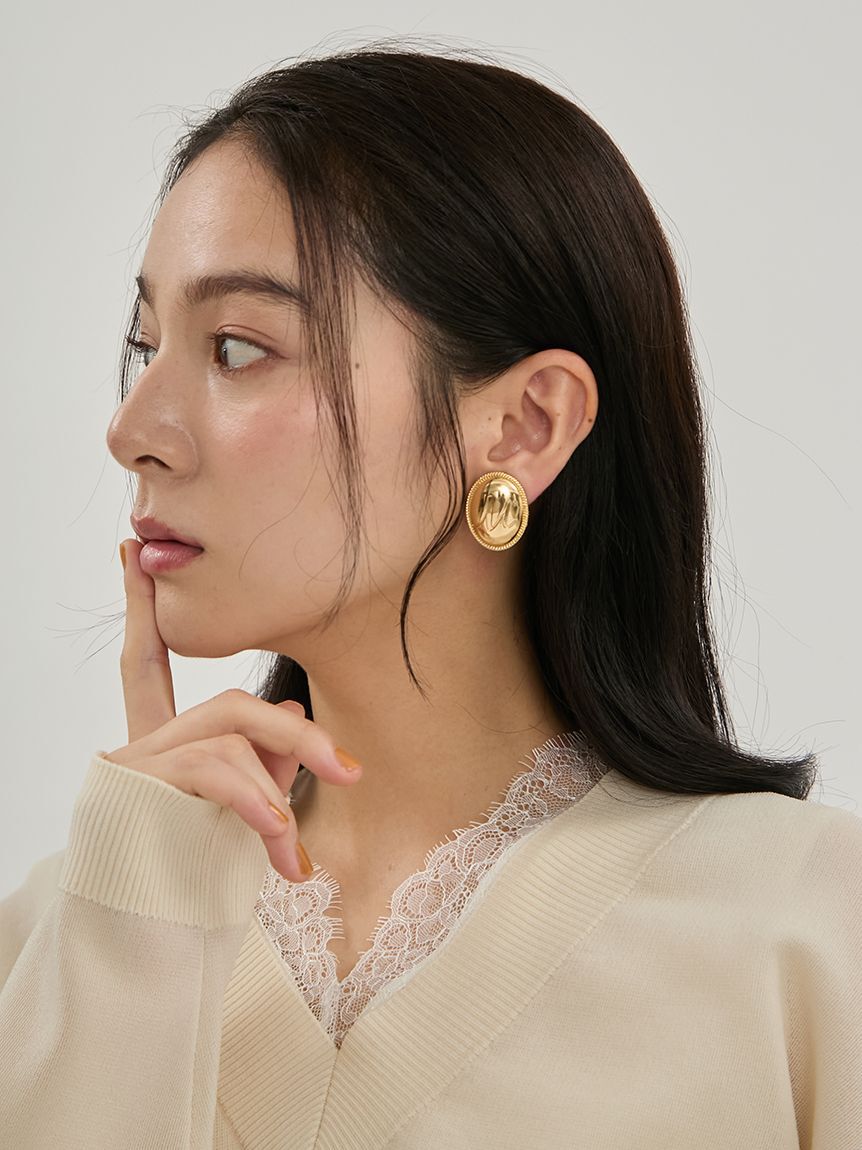 Mila Owen「オーバルポイントイヤリング」|イヤリング|