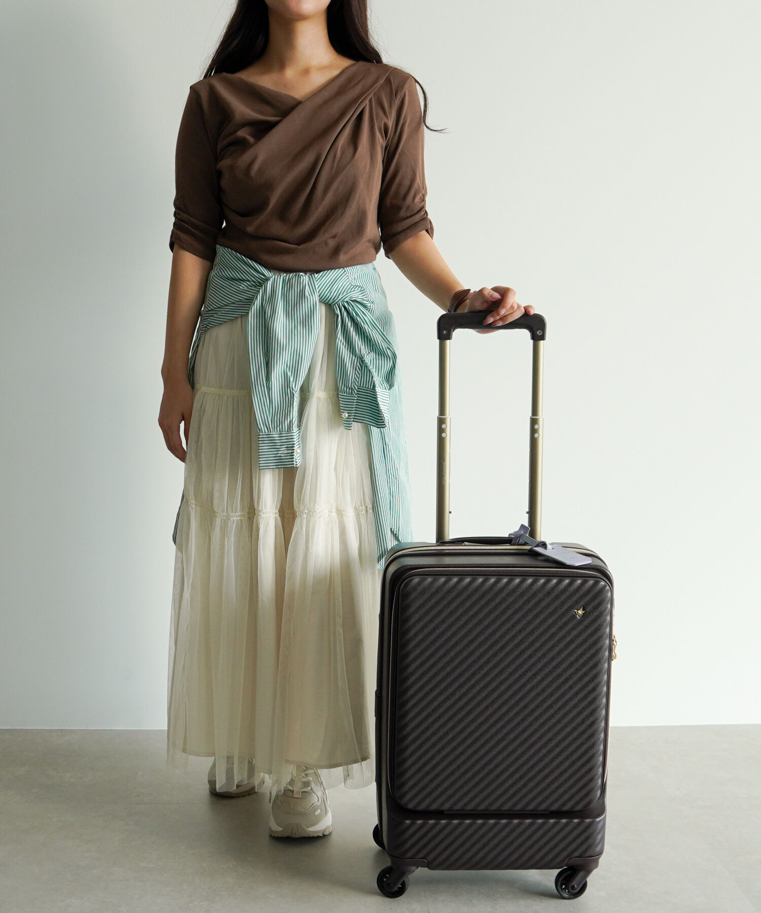 Jewelna Rose「Jewelna Rose HaNT &times;Jewelna Rose コラボ スーツケース 機内持ち込み フロントオープン 34L 06820」|キャリーケース|