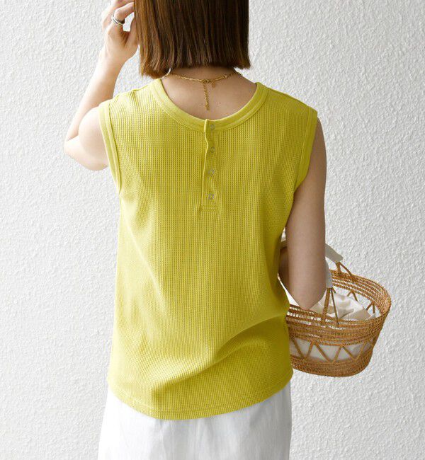 SHIPS any「SHIPS any:〈洗濯機可能〉ワッフル ヘンリーネック 2WAY ノースリーブ TEE」|タンクトップ|イエロー