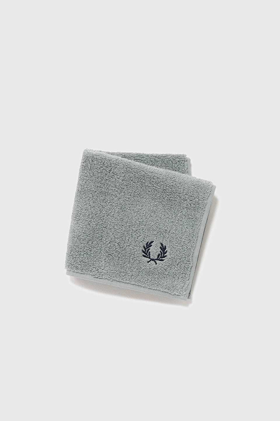 FRED PERRY 「FRED PERRY／Towel Handkerchief／タオルハンカチ」|ハンカチ|SILVERBLUE/DRKAIRF