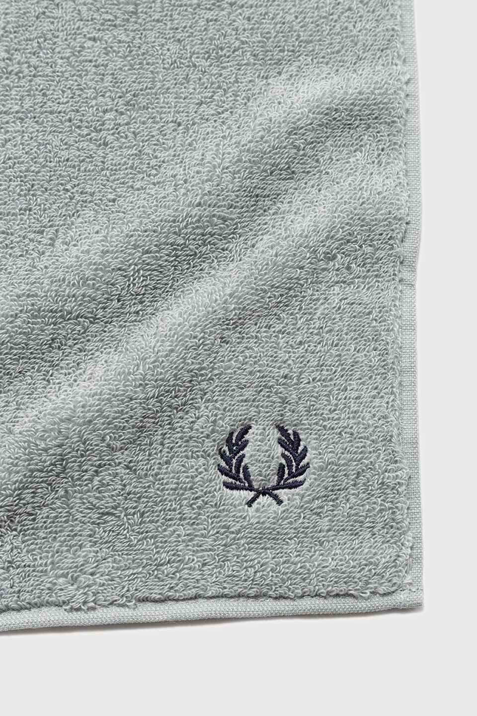 FRED PERRY 「FRED PERRY／Towel Handkerchief／タオルハンカチ」|ハンカチ|