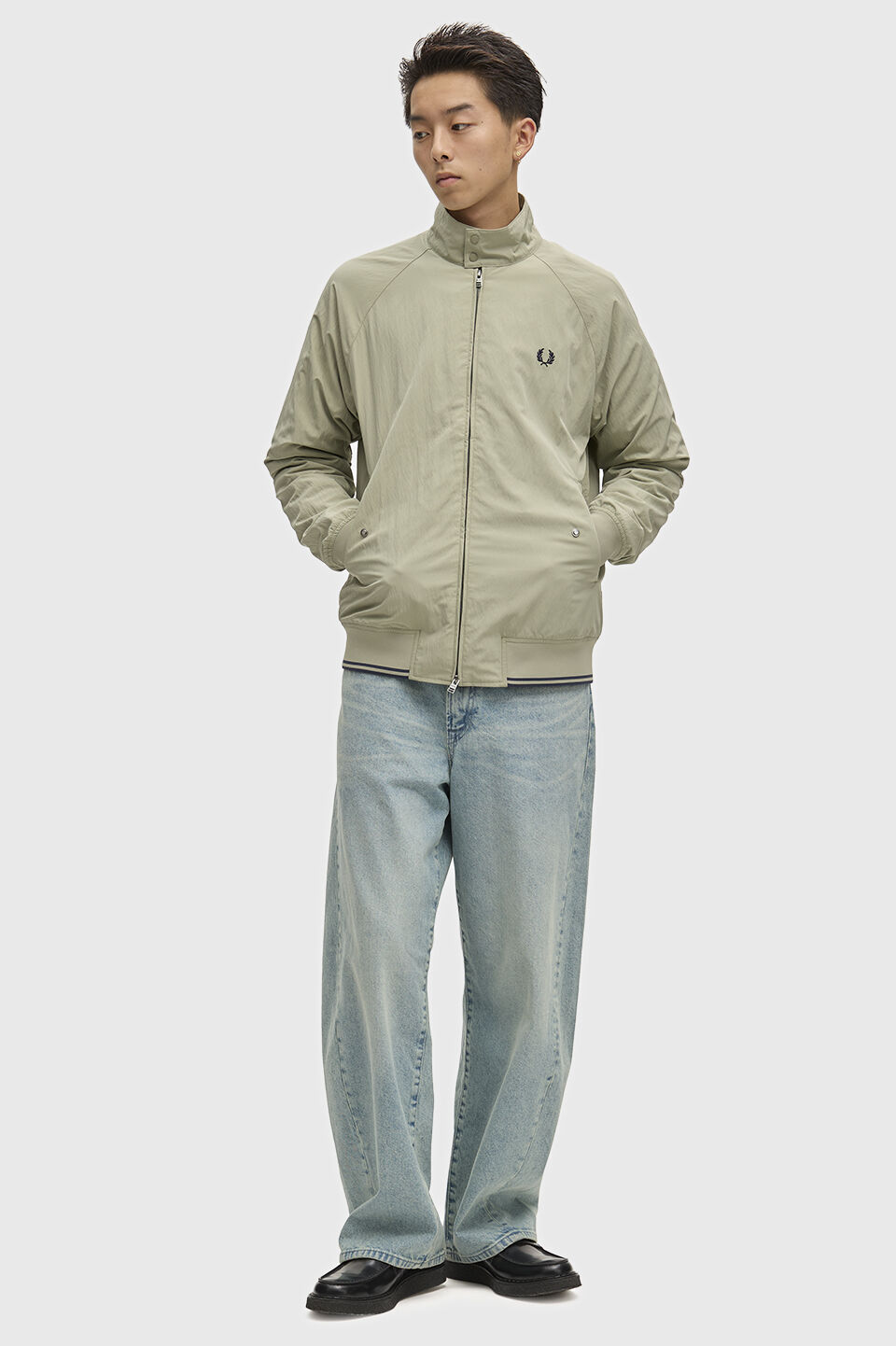 FRED PERRY 「FRED PERRY／Crinkle Nylon Harrington Jacket／クリンクルナイロンハリントンジャケット」|ブルゾン・スタジャン|
