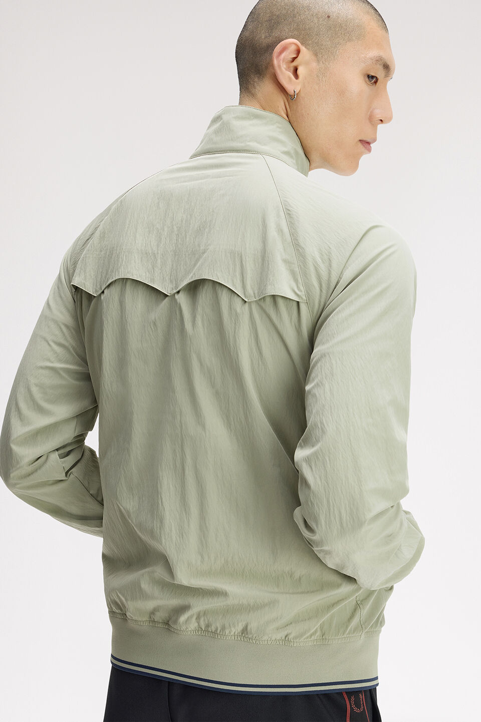 FRED PERRY 「FRED PERRY／Crinkle Nylon Harrington Jacket／クリンクルナイロンハリントンジャケット」|ブルゾン・スタジャン|
