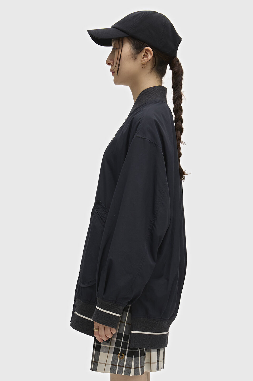 FRED PERRY 「FRED PERRY／Longline Tipped Bomber Jacket／ロングラインティップドボンバージャケット」|ブルゾン・スタジャン|