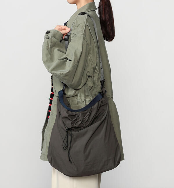  「STANDARD SUPPLY | DRAW STRING SHOULDER L GREY UNISEX」|ショルダー・メッセンジャー|