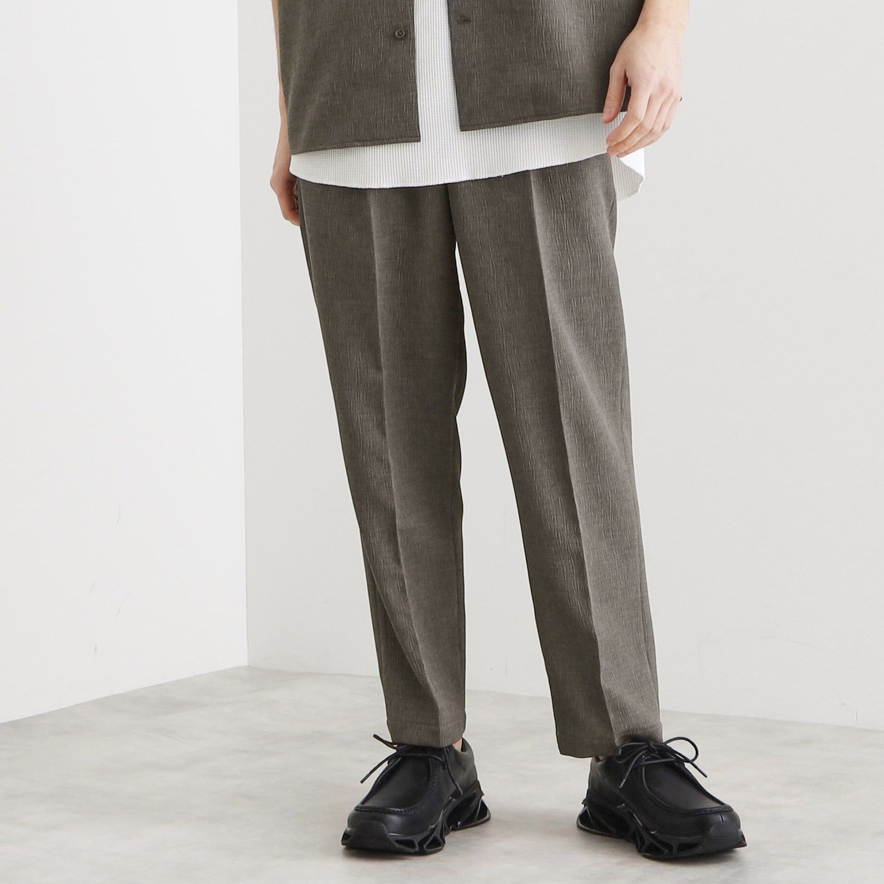 tk.TAKEO KIKUCHI「【セットアップ対応】テッククレープルーズテーパードパンツ」|その他|