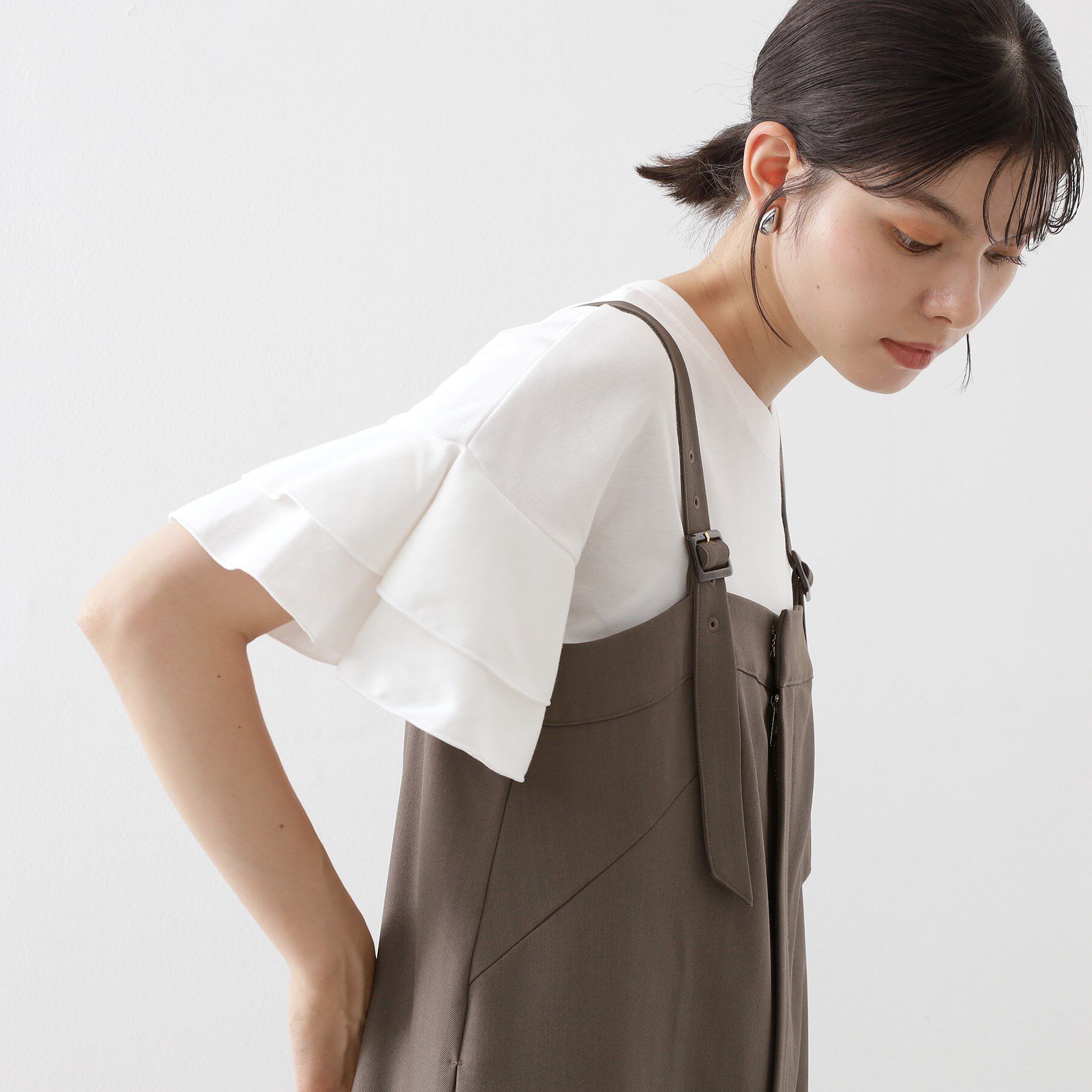 THE SHOP TK「【汗染み防止】袖フリルTシャツ【UVカット/洗濯機OK】」|Tシャツ・カットソー|