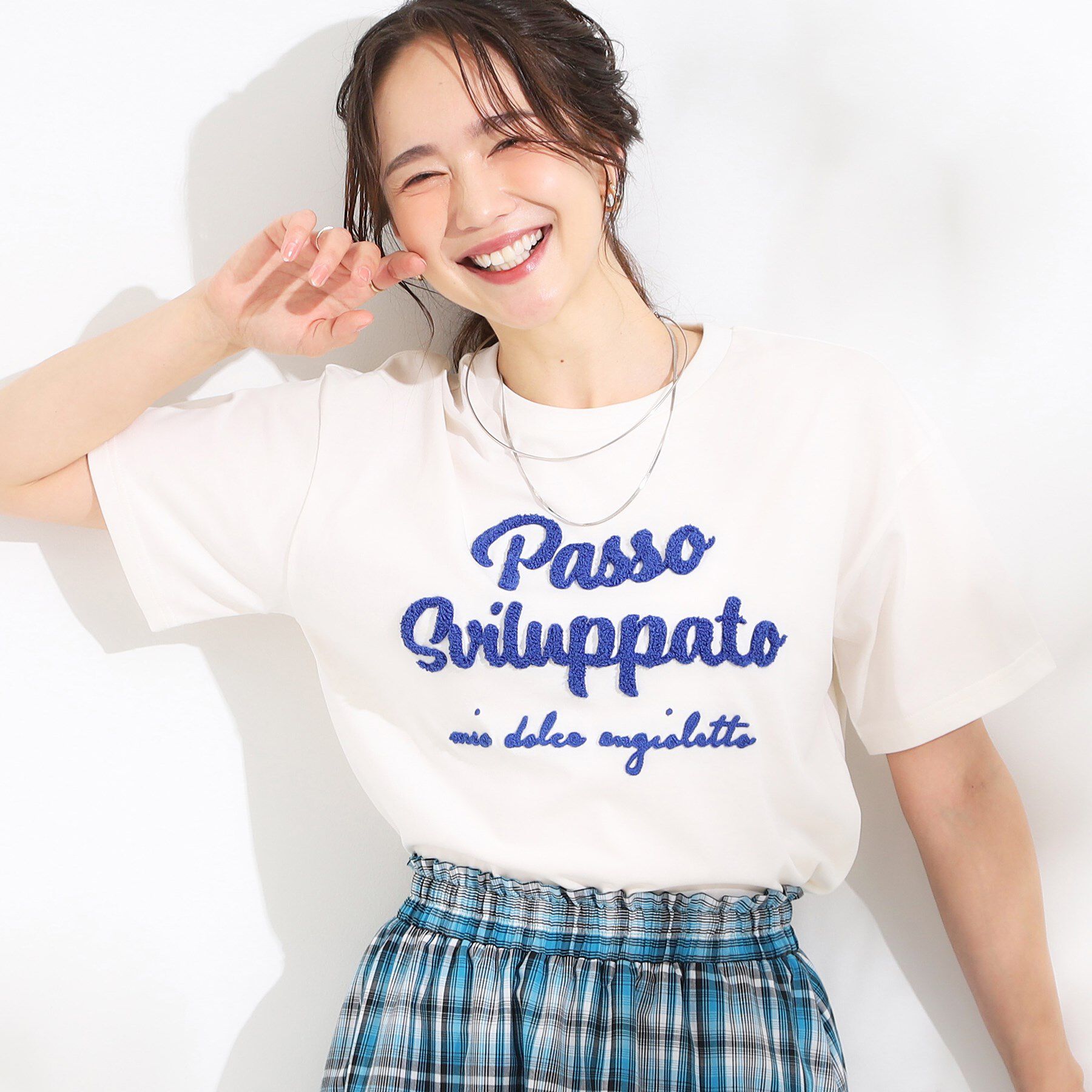 SHOO･LA･RUE「【ひんやり/S-LL】サガラ刺繍ロゴTシャツ」|Tシャツ・カットソー|ホワイト(001)