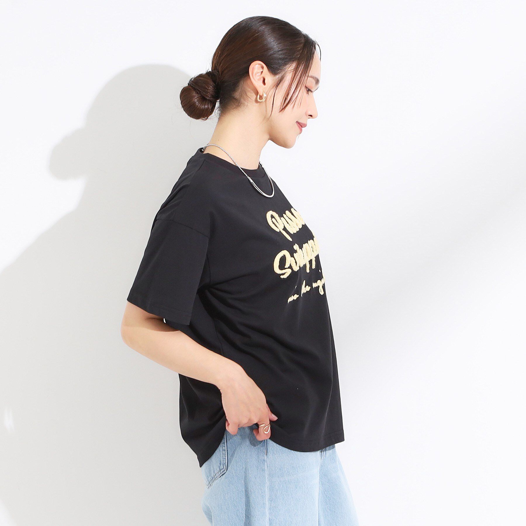 SHOO･LA･RUE「【ひんやり/S-LL】サガラ刺繍ロゴTシャツ」|Tシャツ・カットソー|