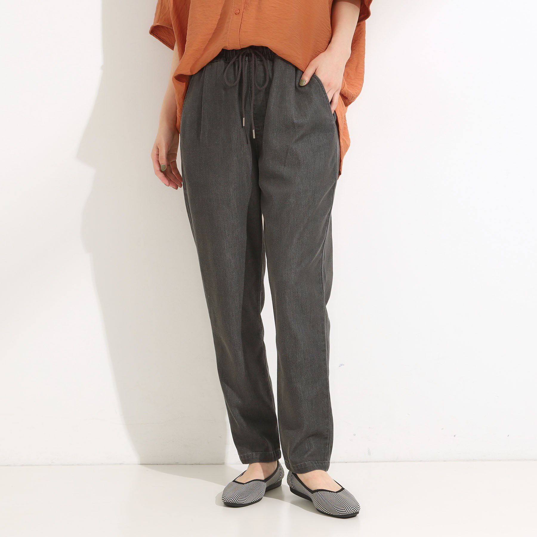SHOO･LA･RUE「【高レビュー/SS-LL/美脚シルエット】自然に体型カバー イージーデニム テーパードパンツ」|デニム|
