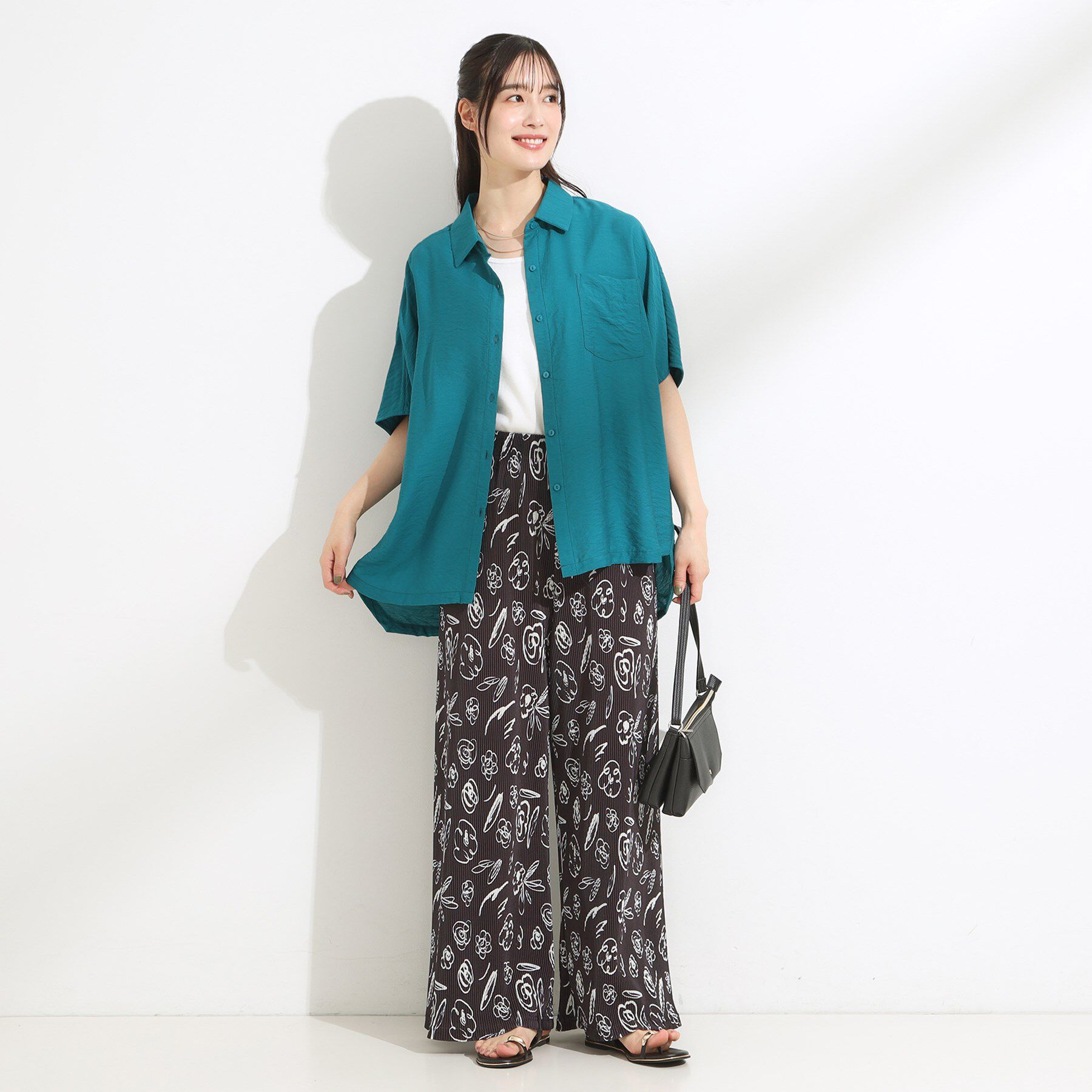 SHOO･LA･RUE「【洗える/S-LL/5分袖】1枚でも羽織としても。さらさらドレープシャツ」|シャツ・ブラウス|