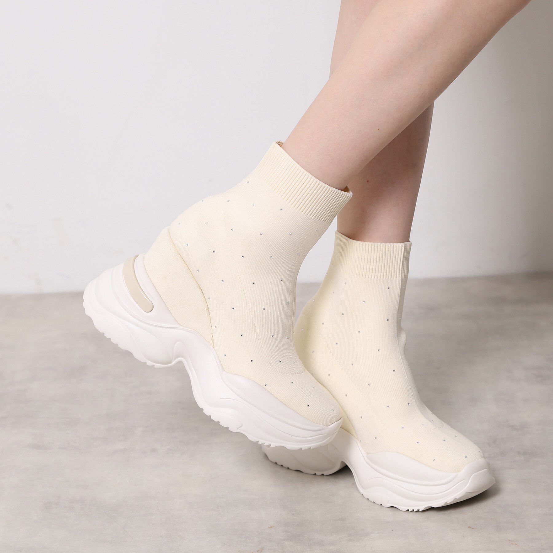 ESPERANZA「【EC先行販売】スニーカーソールラインストーンニットブーツ」|ショートブーツ|